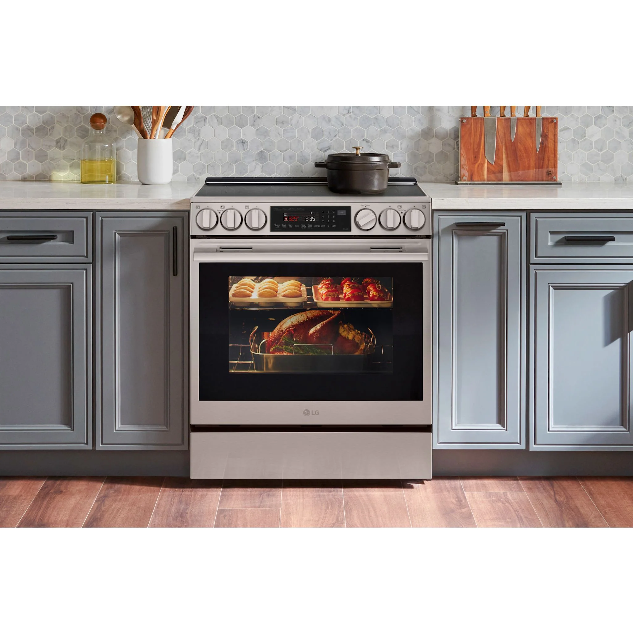 LG 30" Electric Range (LSEL6335XE) - PrintProof™ Stainless Steel - Image 14