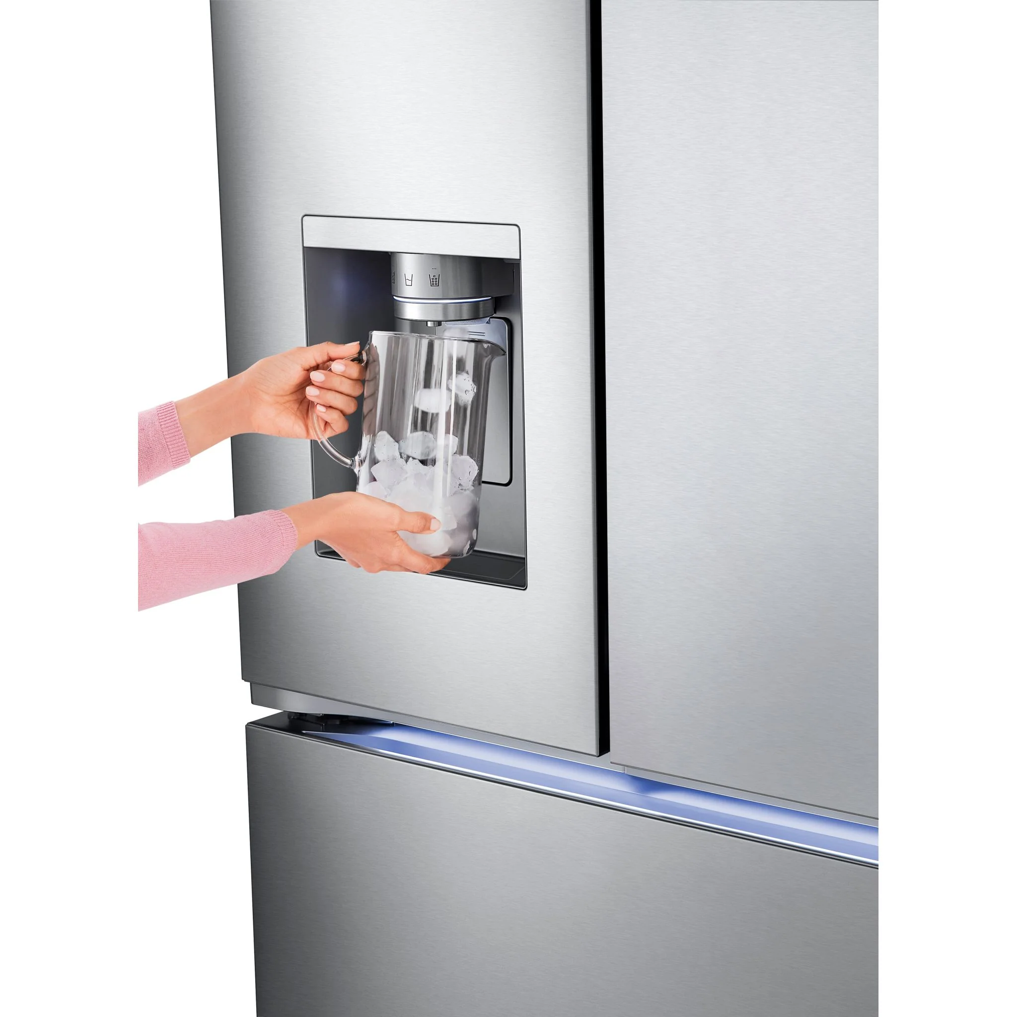 LG 31 cu. ft. Smart Standard-Depth MAX™ French Door Refrigerator with Four Types of Ice - Stainless (LRYXS3106S) - Image 7