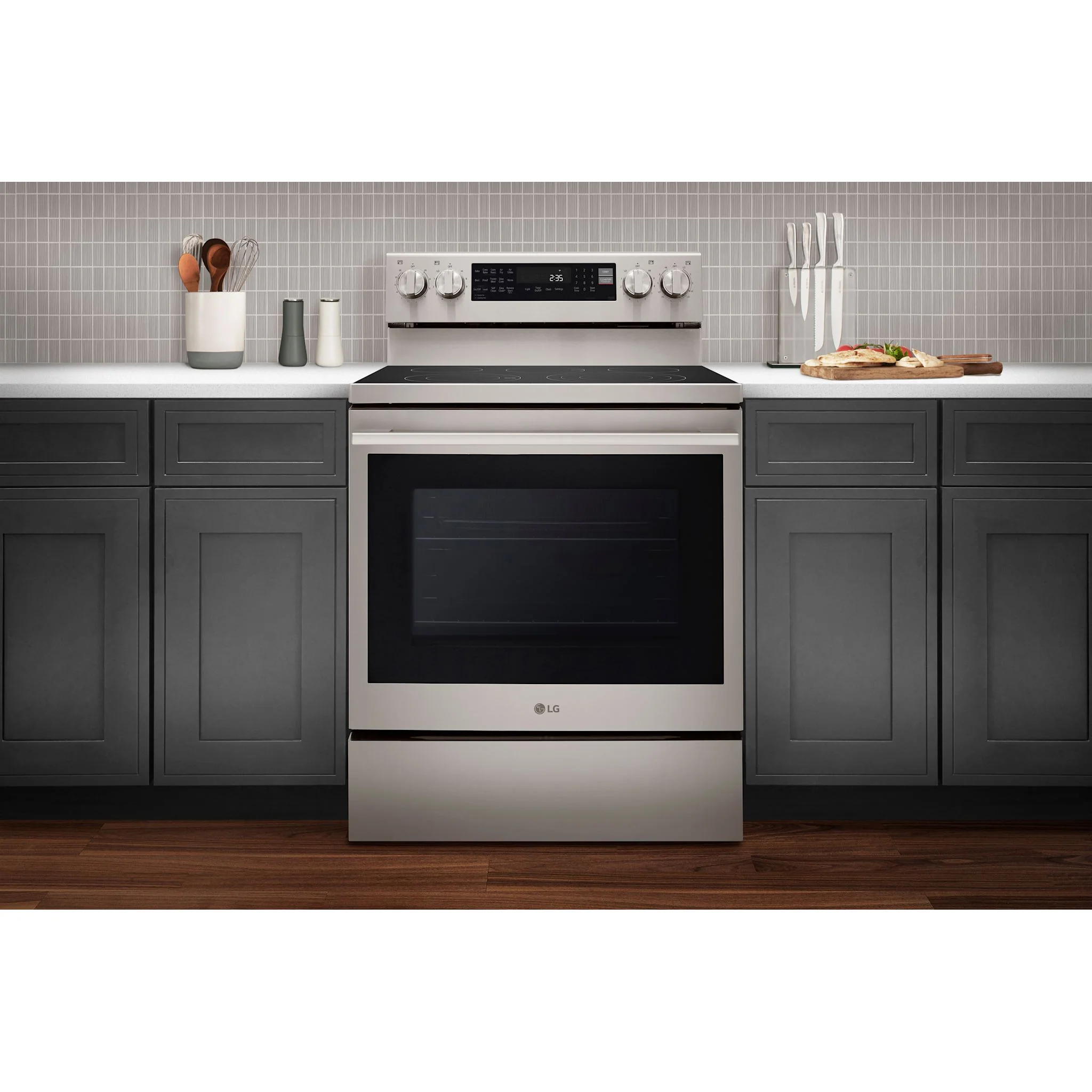LG 6.3 cu. ft. Smart Wi-Fi Enabled ProBake Convection® Electric Range with Air Fry & EasyClean - Stainless (LREN6325XE) - Image 7