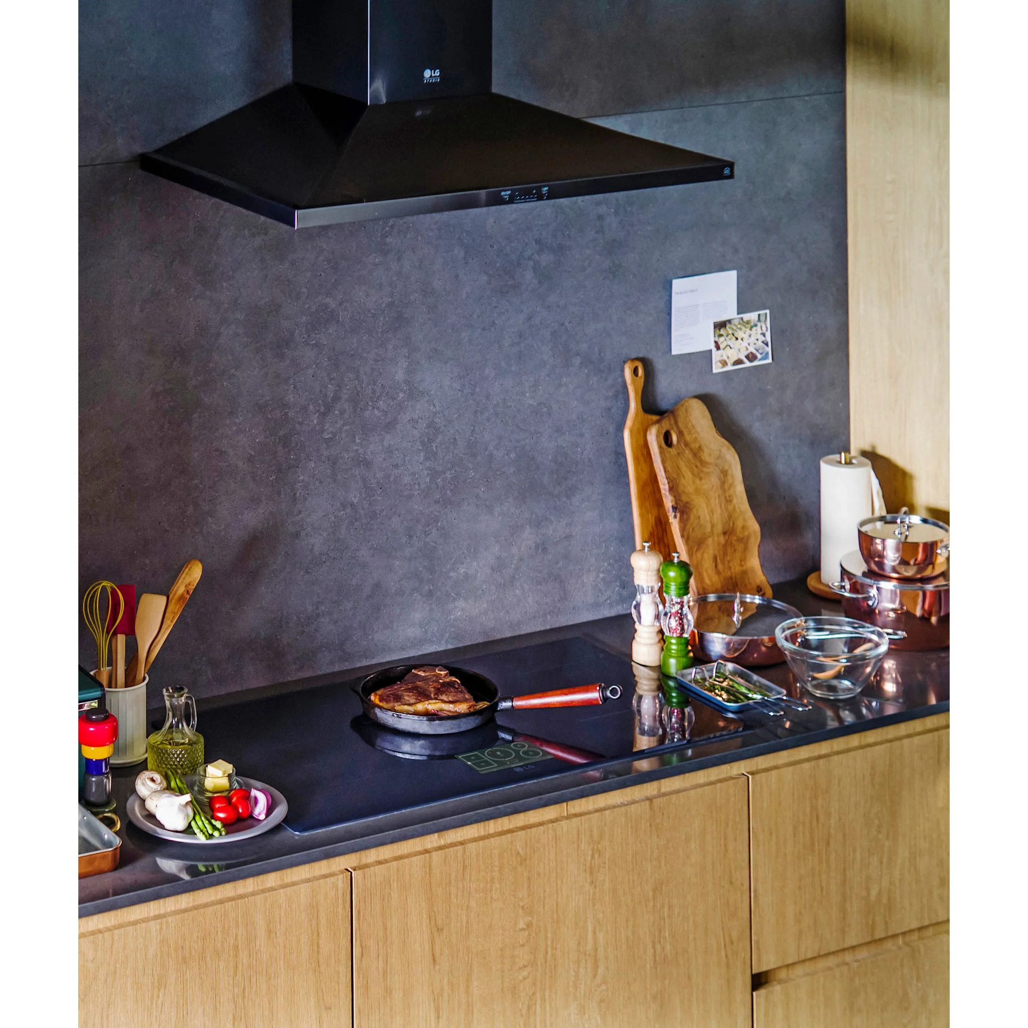 LG STUDIO 36" Cooktop (CBIS3618BE) - Black - Image 7