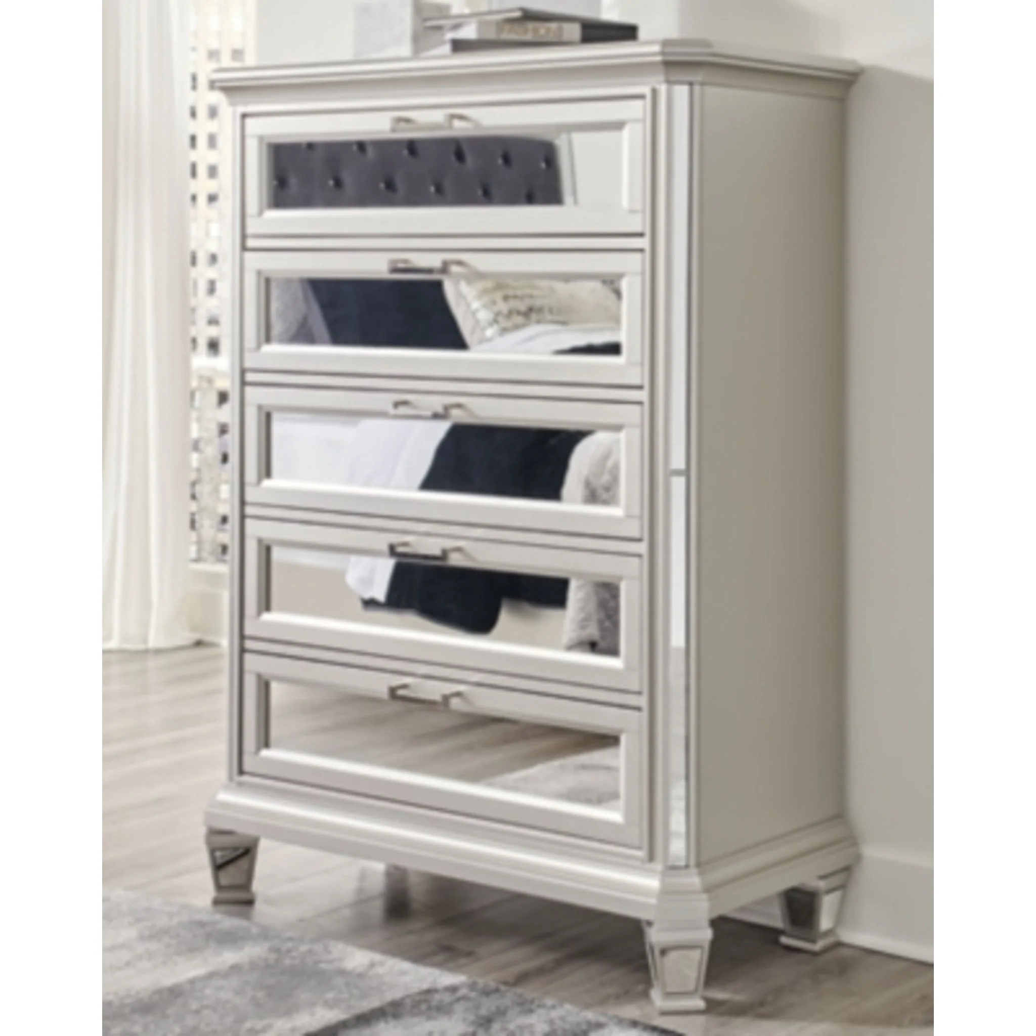 Lindenfield Chest - Image 9