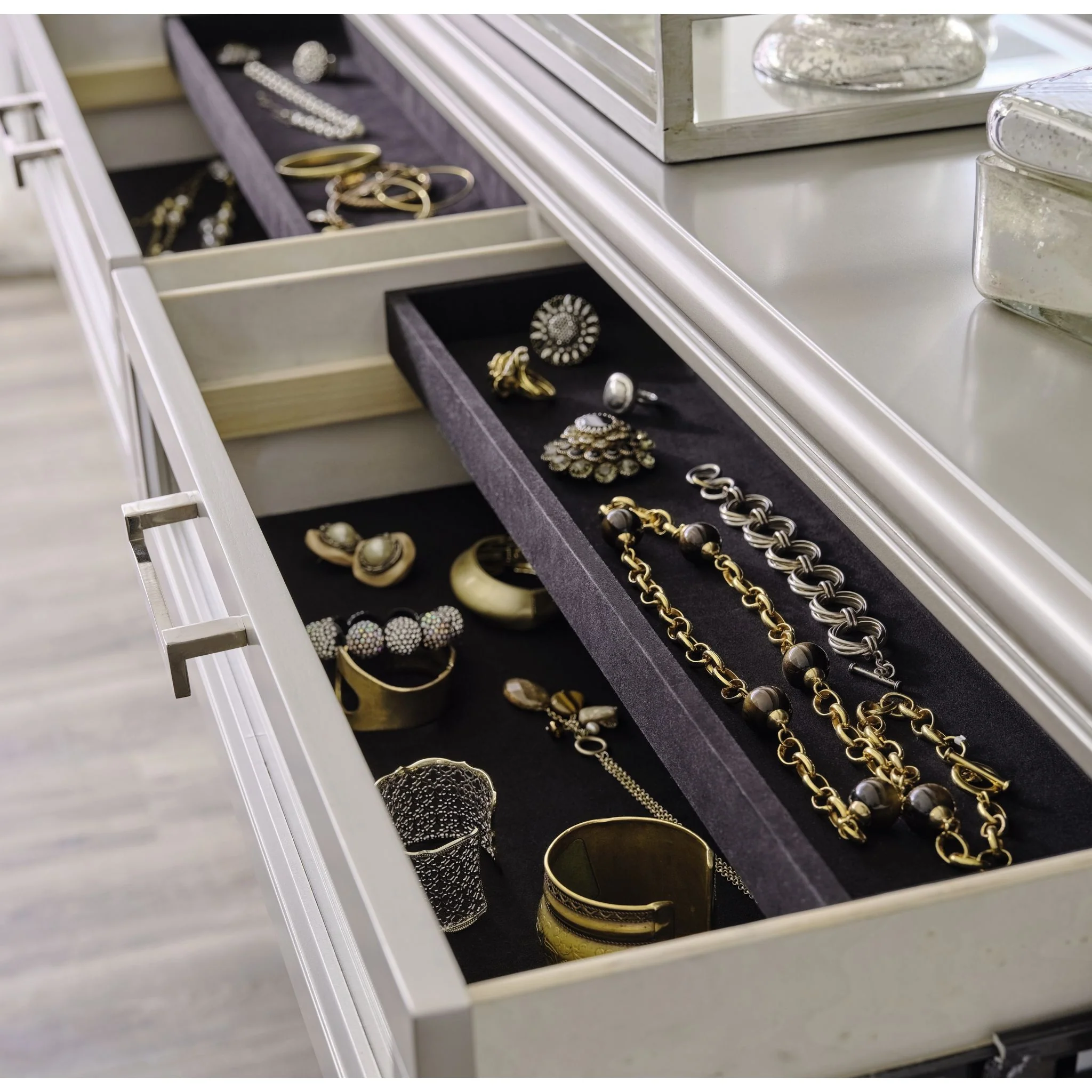 Lindenfield Dresser - Image 6
