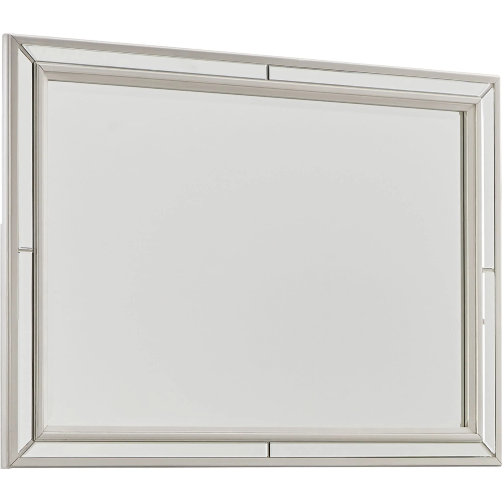 Lindenfield Dresser and Mirror - Image 4