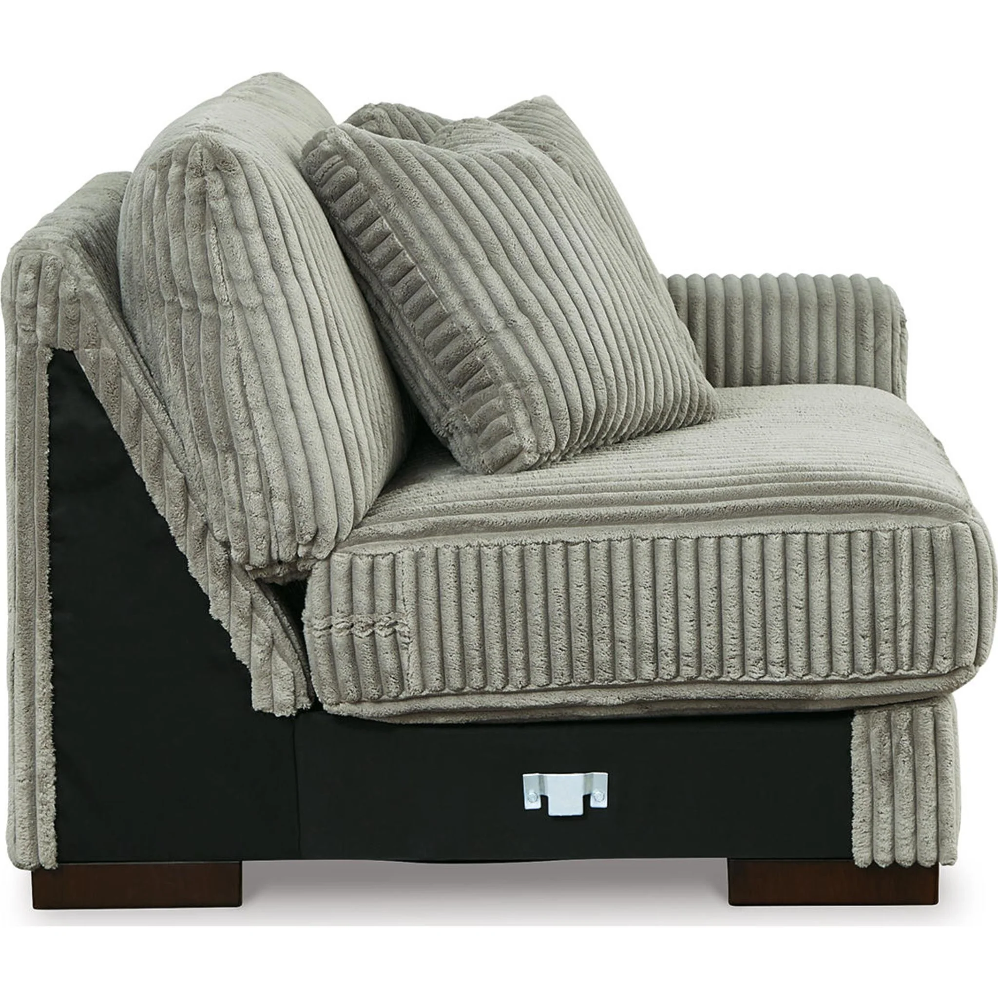 Lindyn 2 Piece Sectional - Image 12