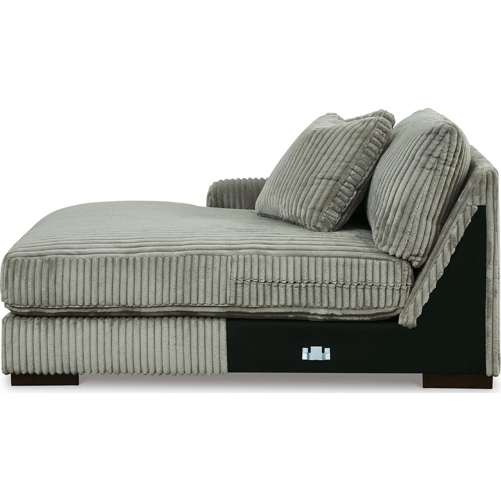 Lindyn 3 Piece Sectional with Chaise - Image 78
