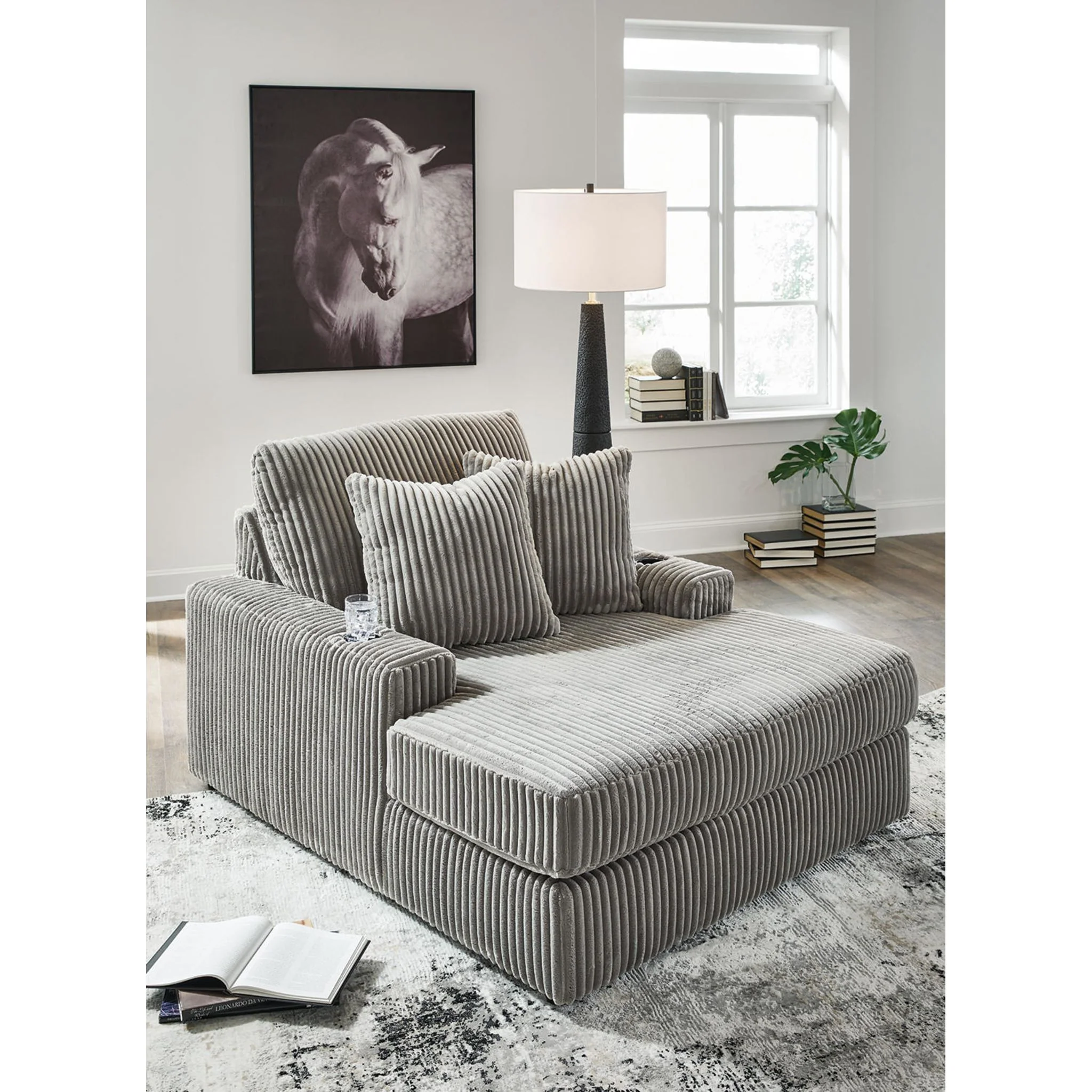 Lindyn Chaise - Image 14