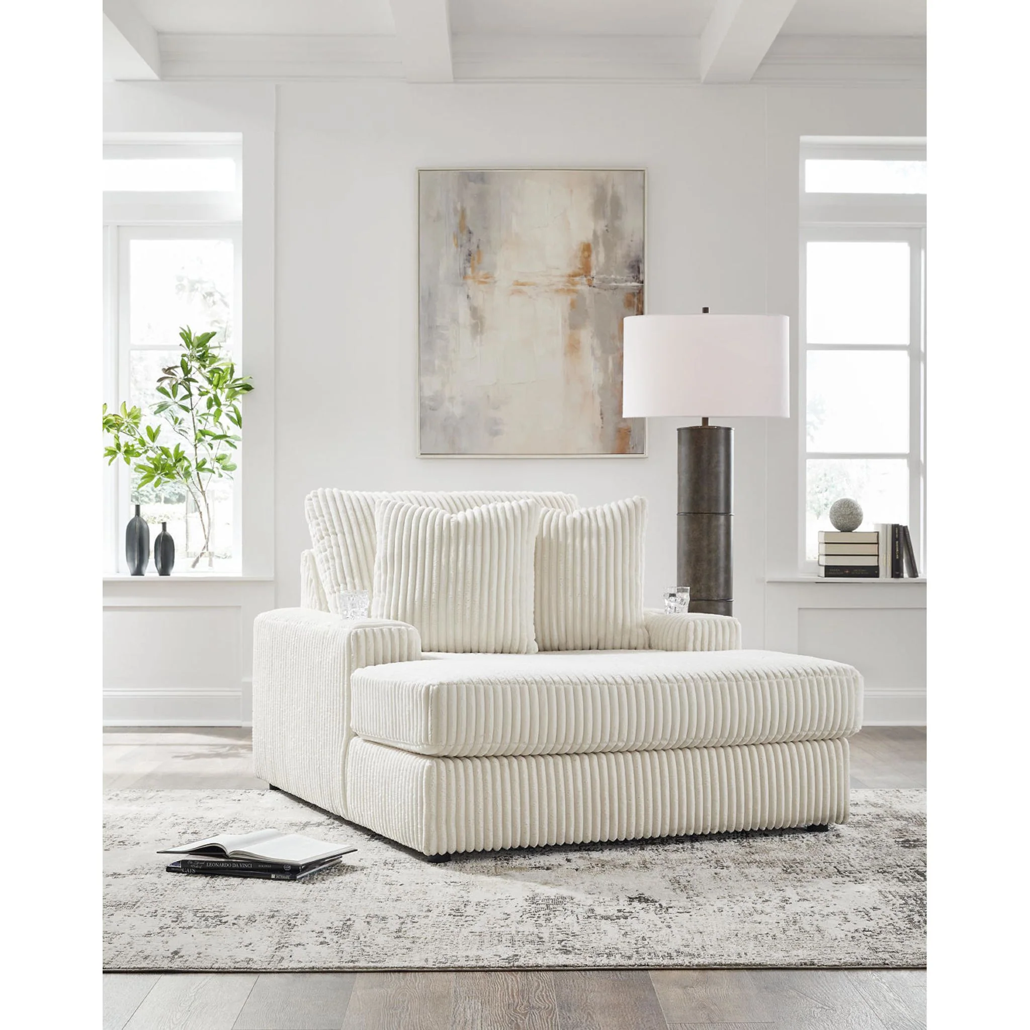 Lindyn Chaise - Image 21