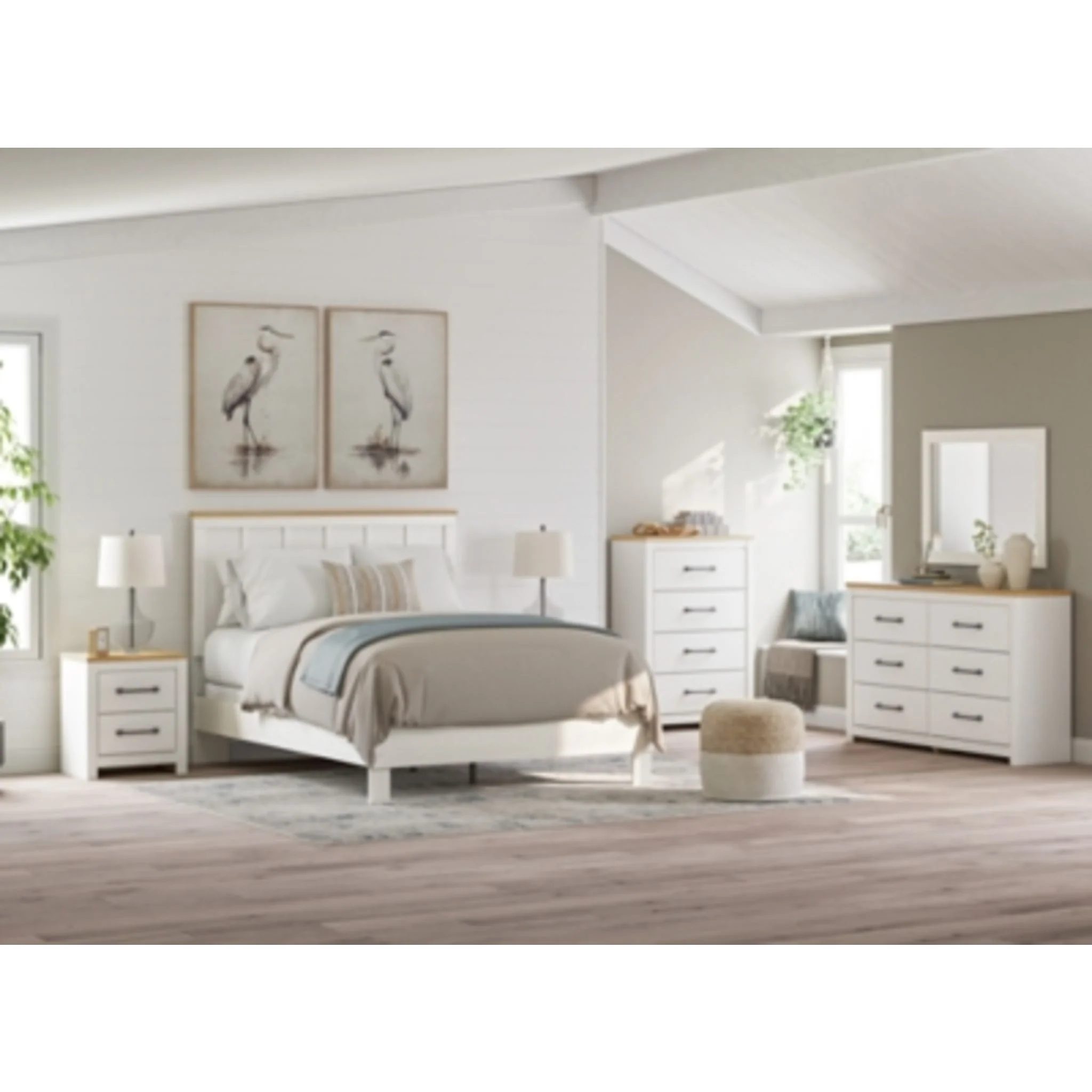 Linnocreek Dresser - Image 3