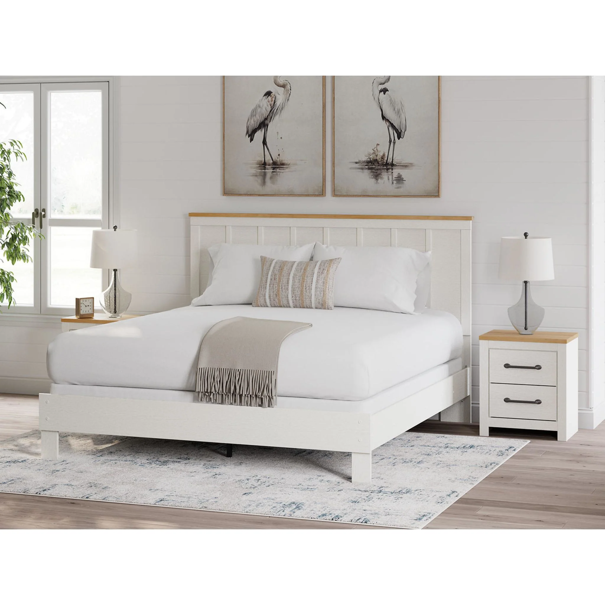 Linnocreek King Panel Bed - Image 10