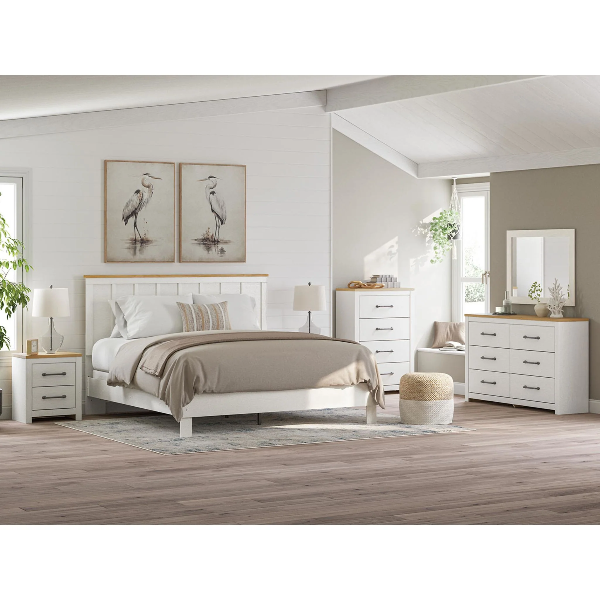 Linnocreek King Panel Bed - Image 2