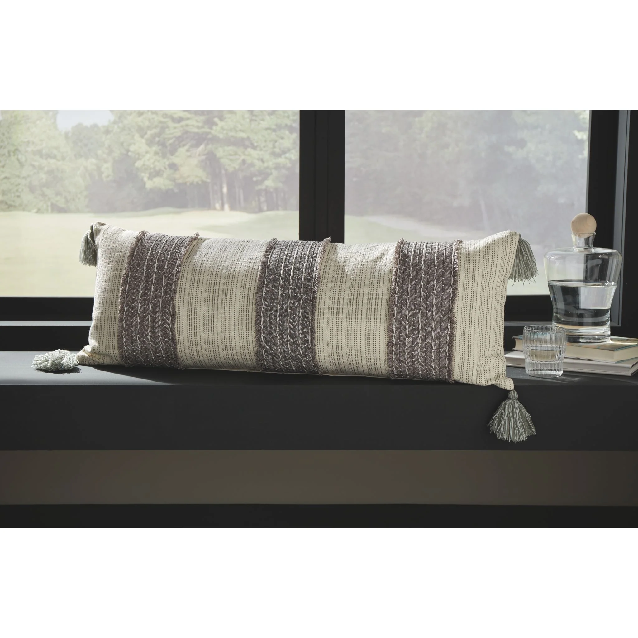 Linwood Pillow - Image 4