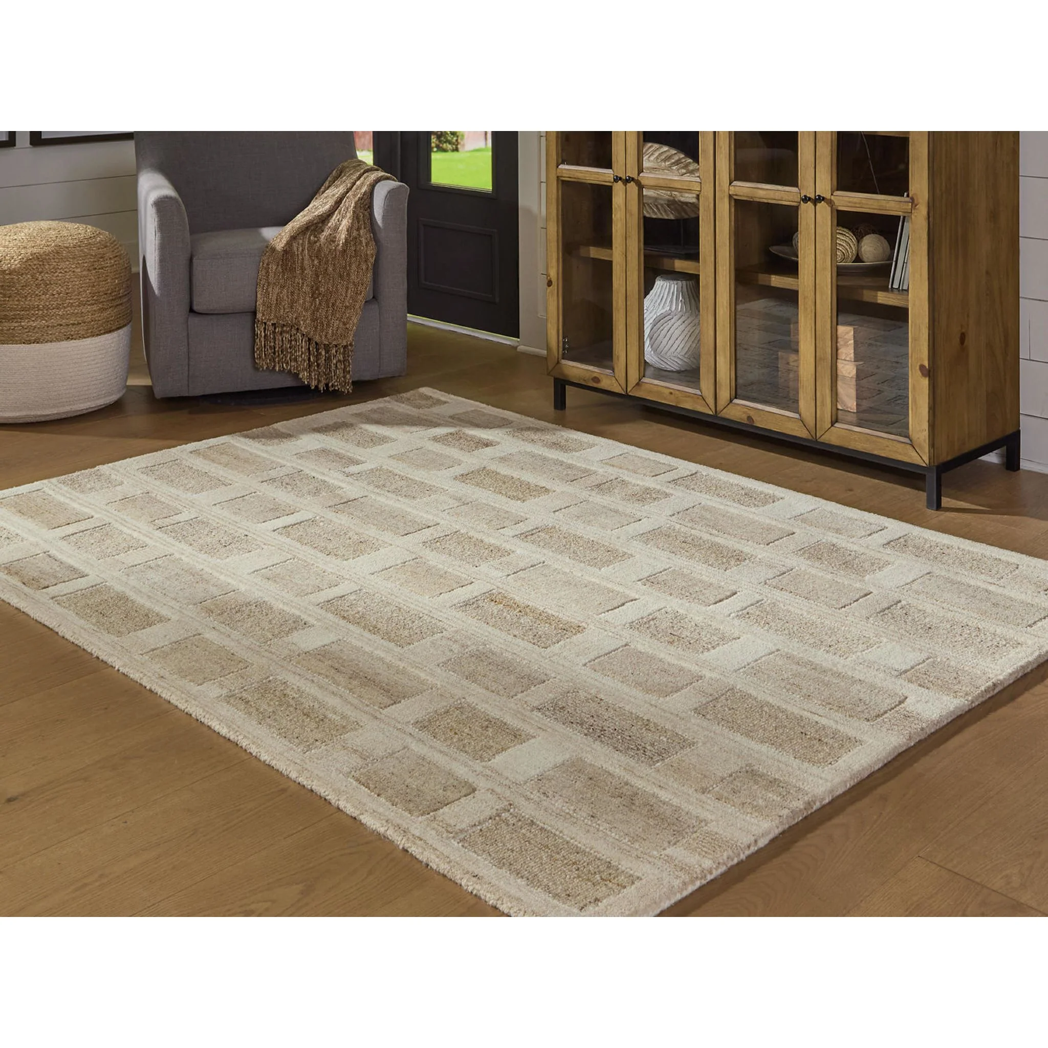 Lisgrove Area Rug - Image 2