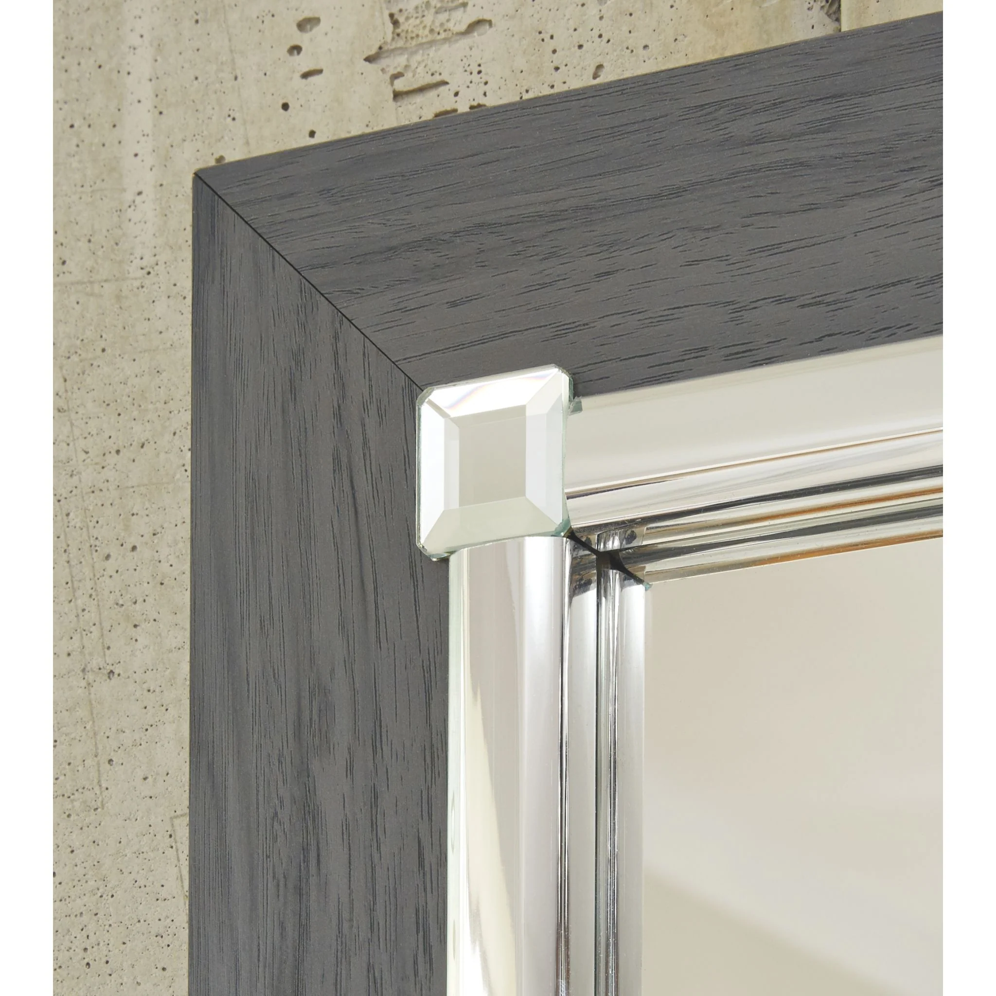 Lodanna 5 Piece Full Panel Bedroom - Image 7
