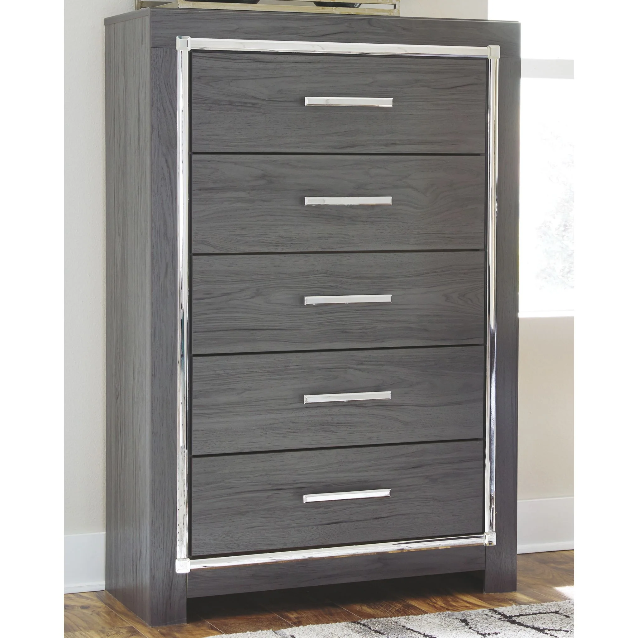 Lodanna Chest - Image 2