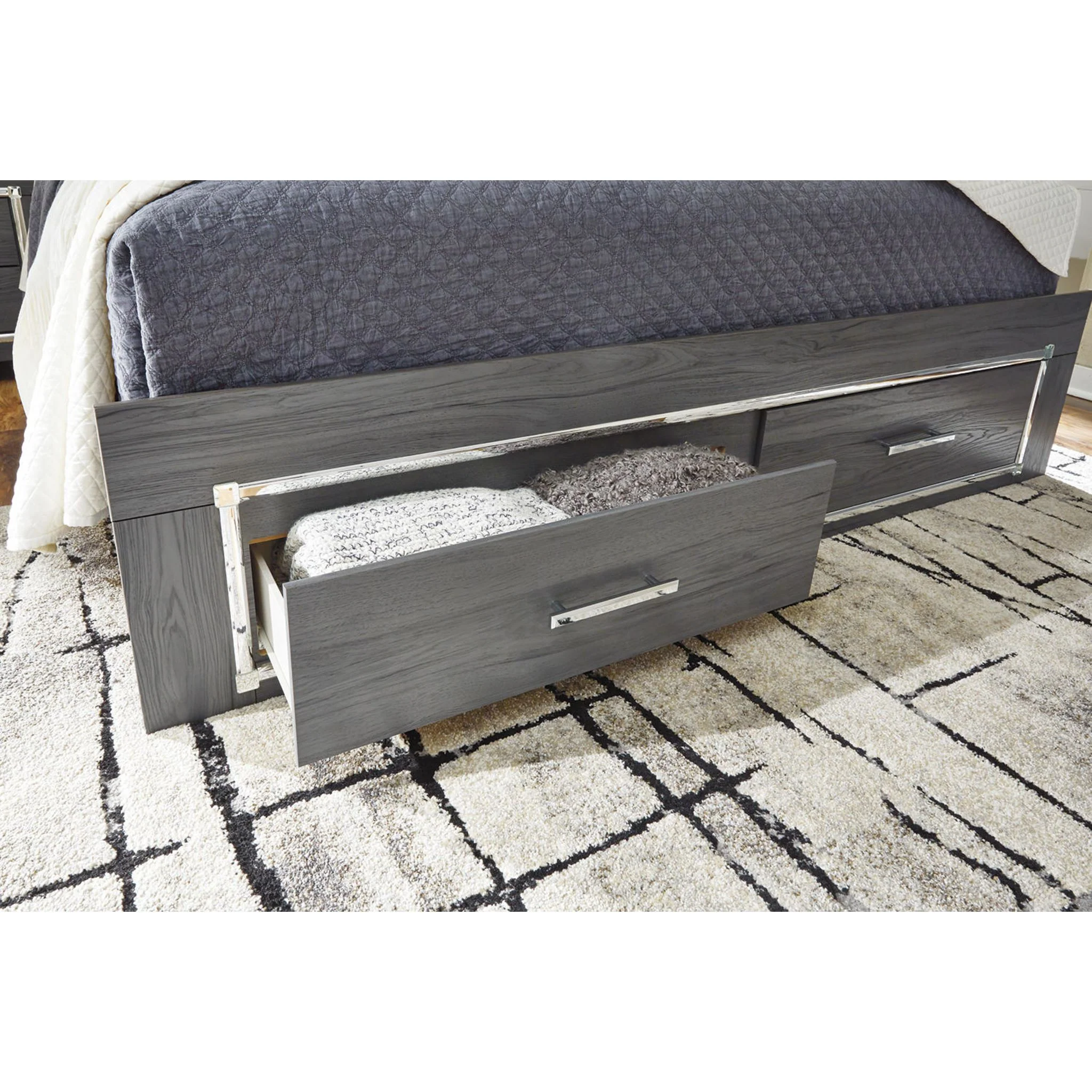 Lodanna Storage Panel Bed - Image 13