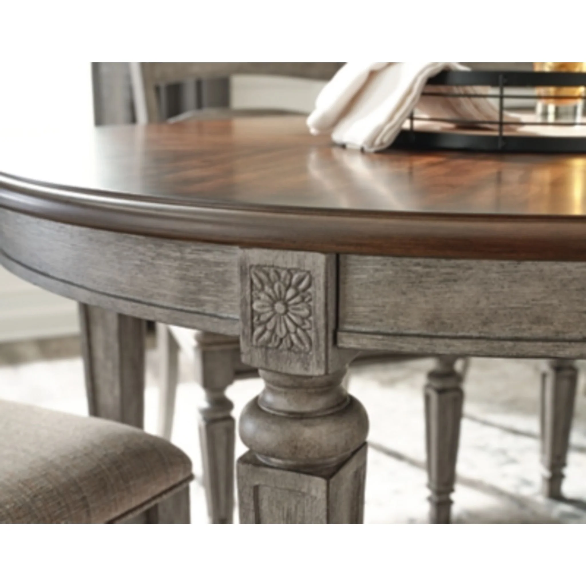 Lodenbay Dining Set - Image 7