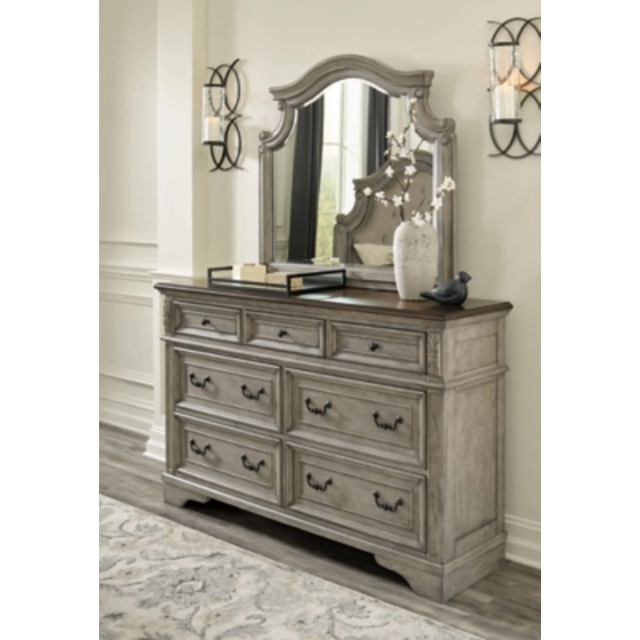 Lodenbay Dresser and Mirror - Image 2