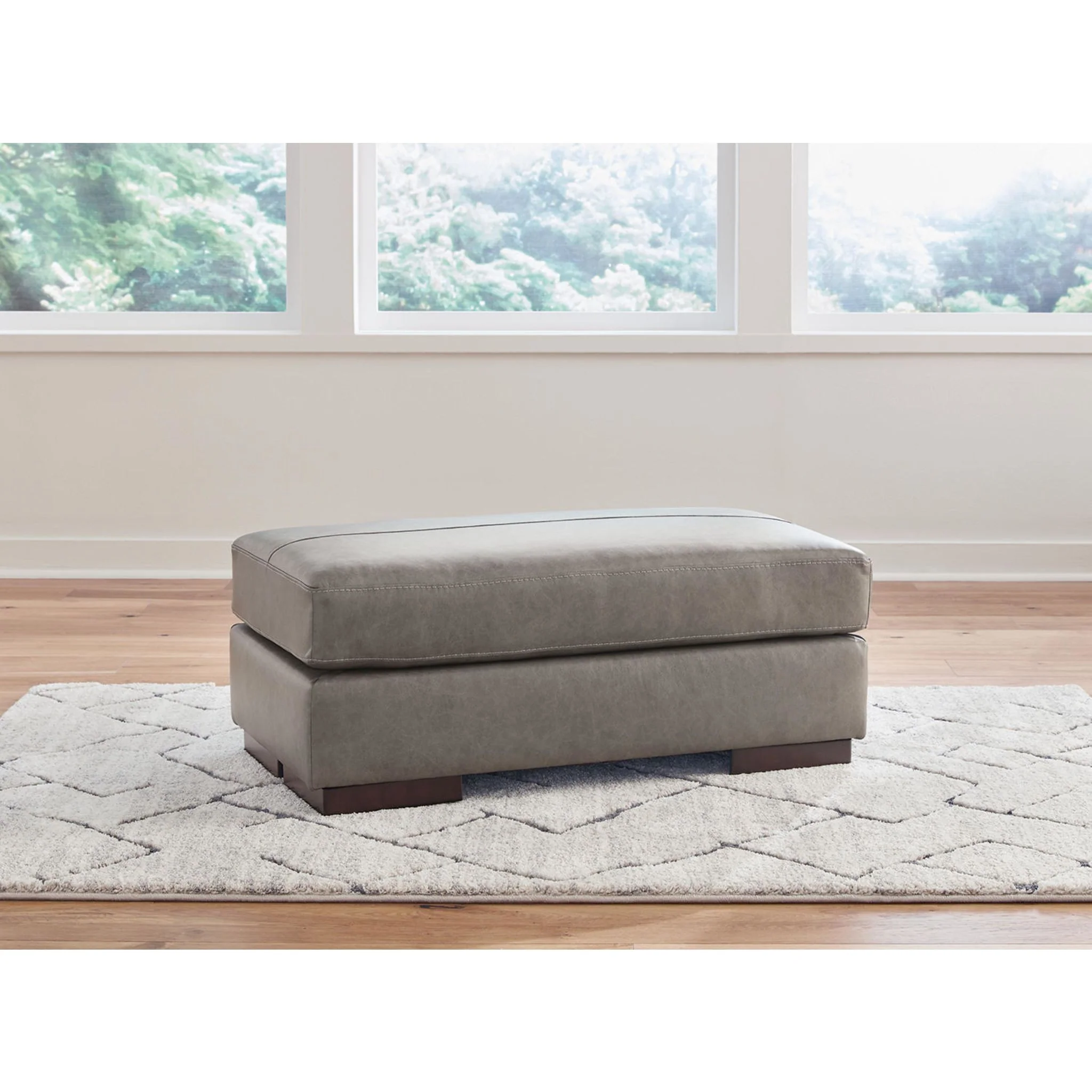 Lombardia-Exclusive Ottoman - Image 2