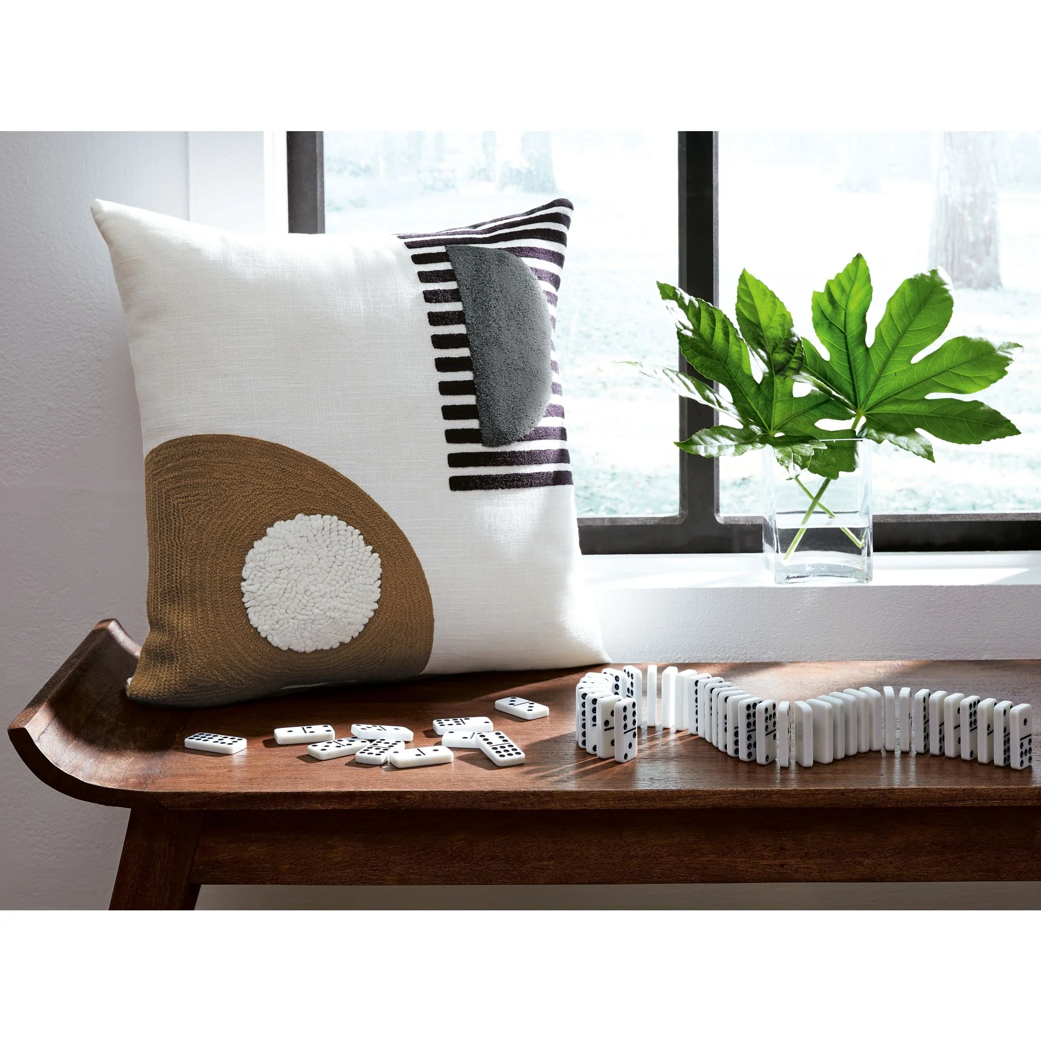 Longsum Accent Pillow - Image 2