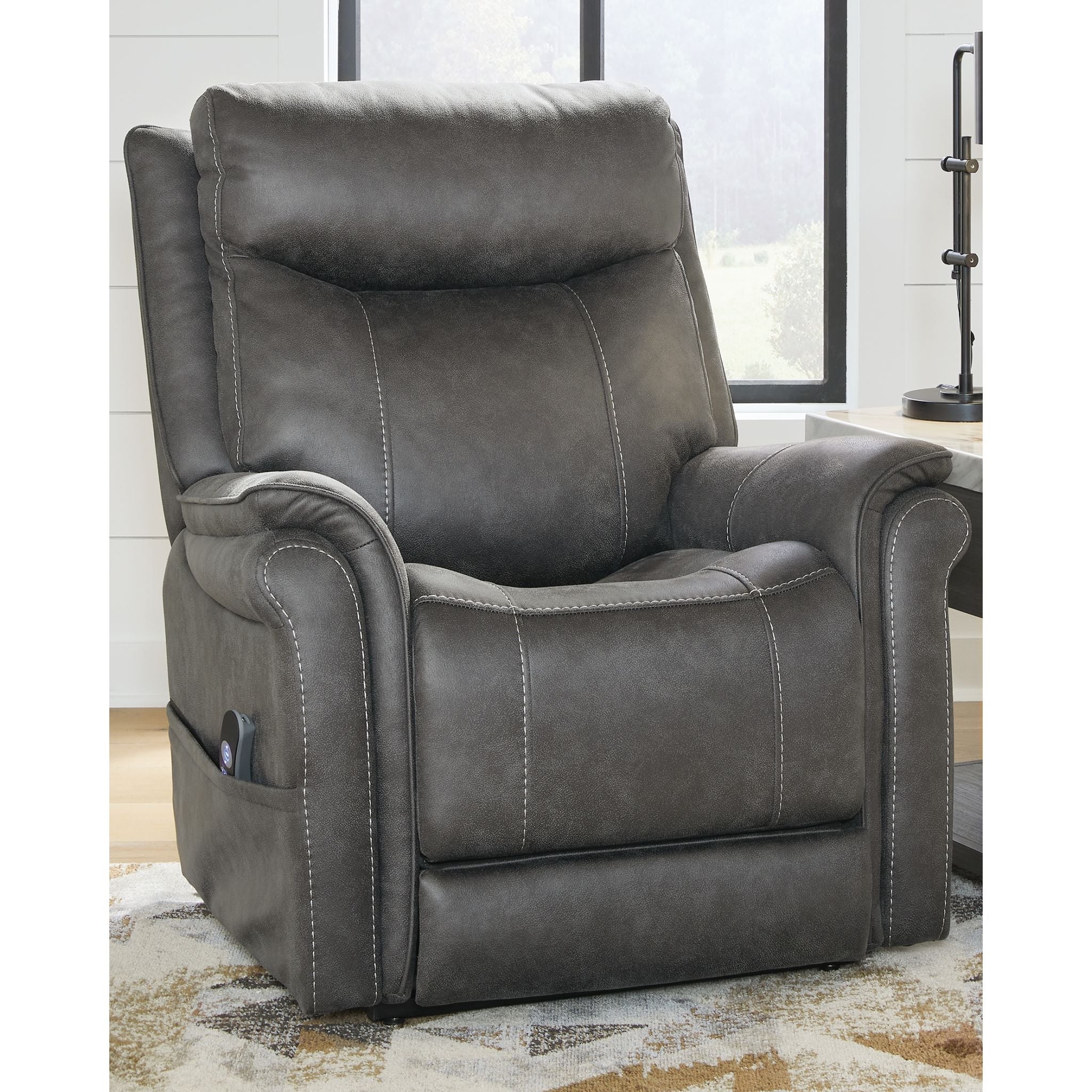 Lorreze Power Lift Recliner - Image 2