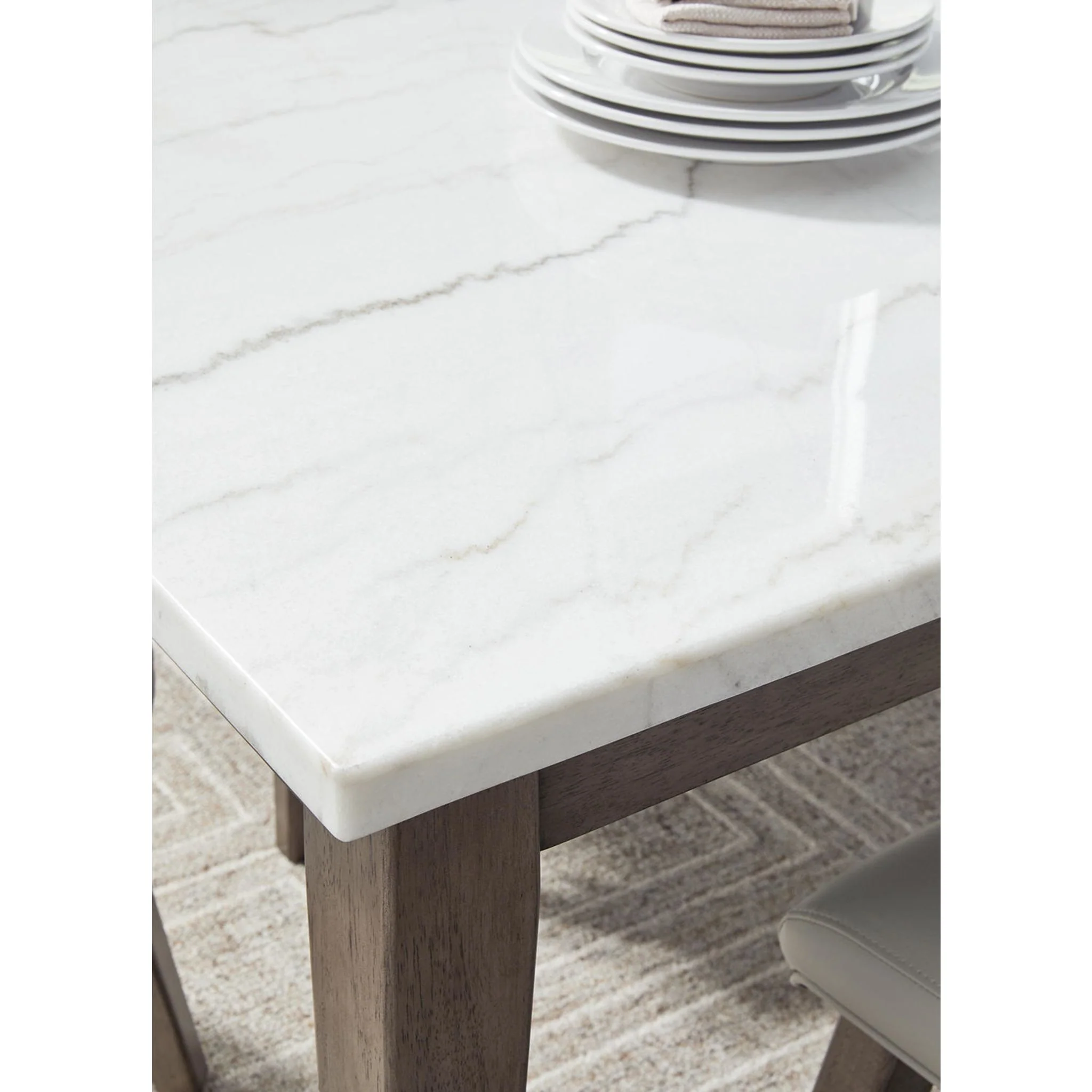 Loyaska Dining Table - Image 6