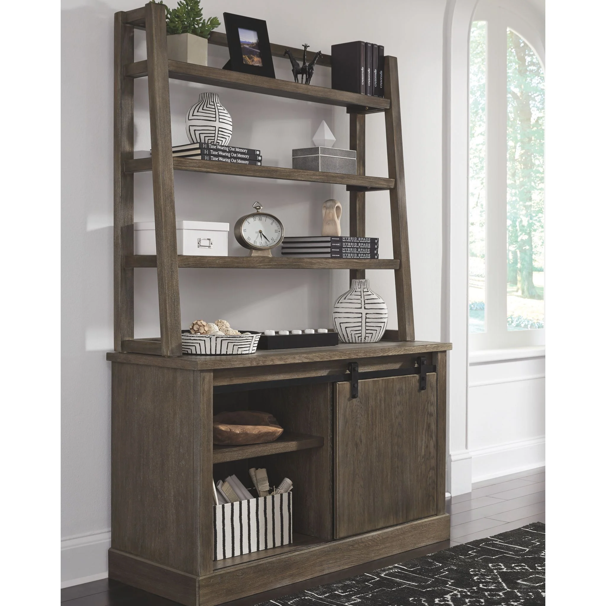 Luxenford Credenza with Hutch - Image 2