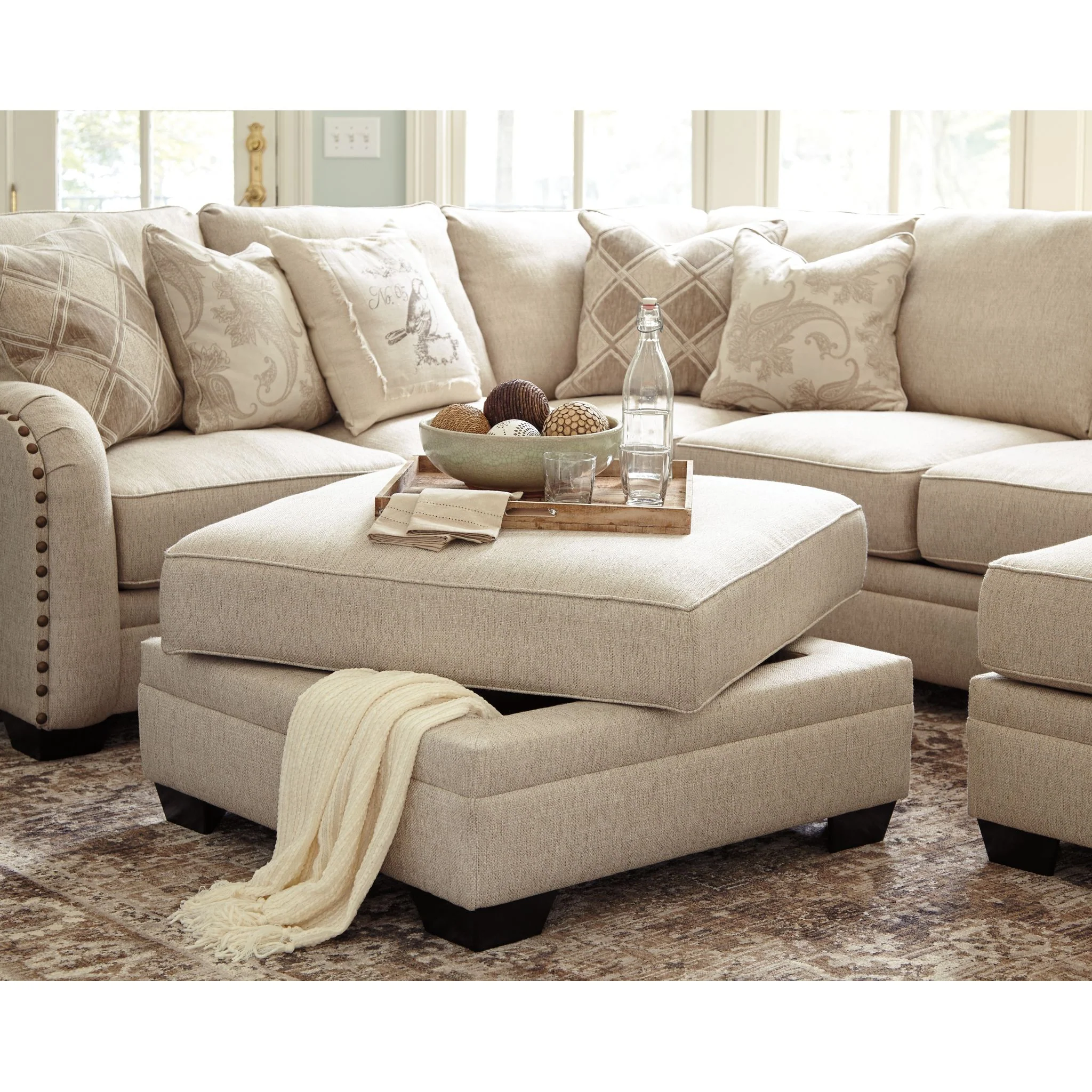 Luxora-Exclusive Ottoman with Storage - Image 5