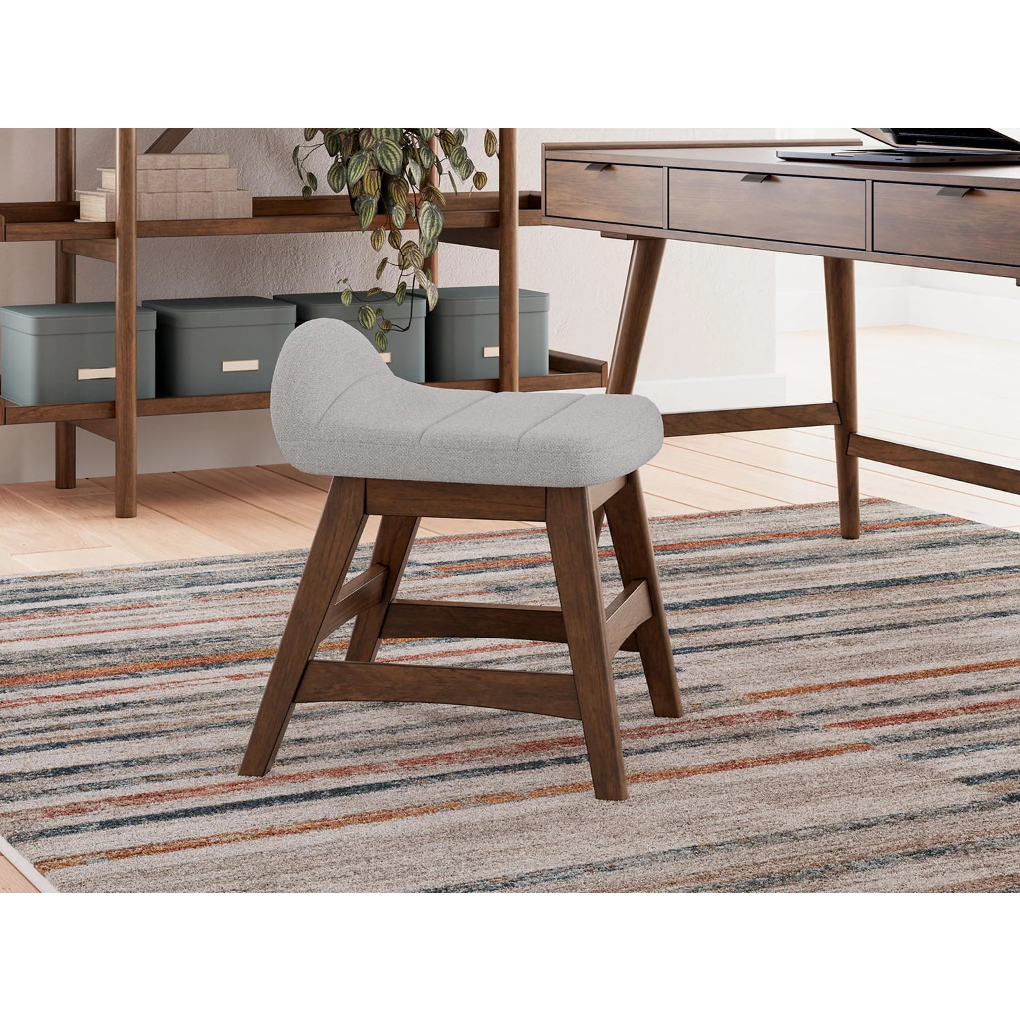 Lyncott Office Chair - Image 2