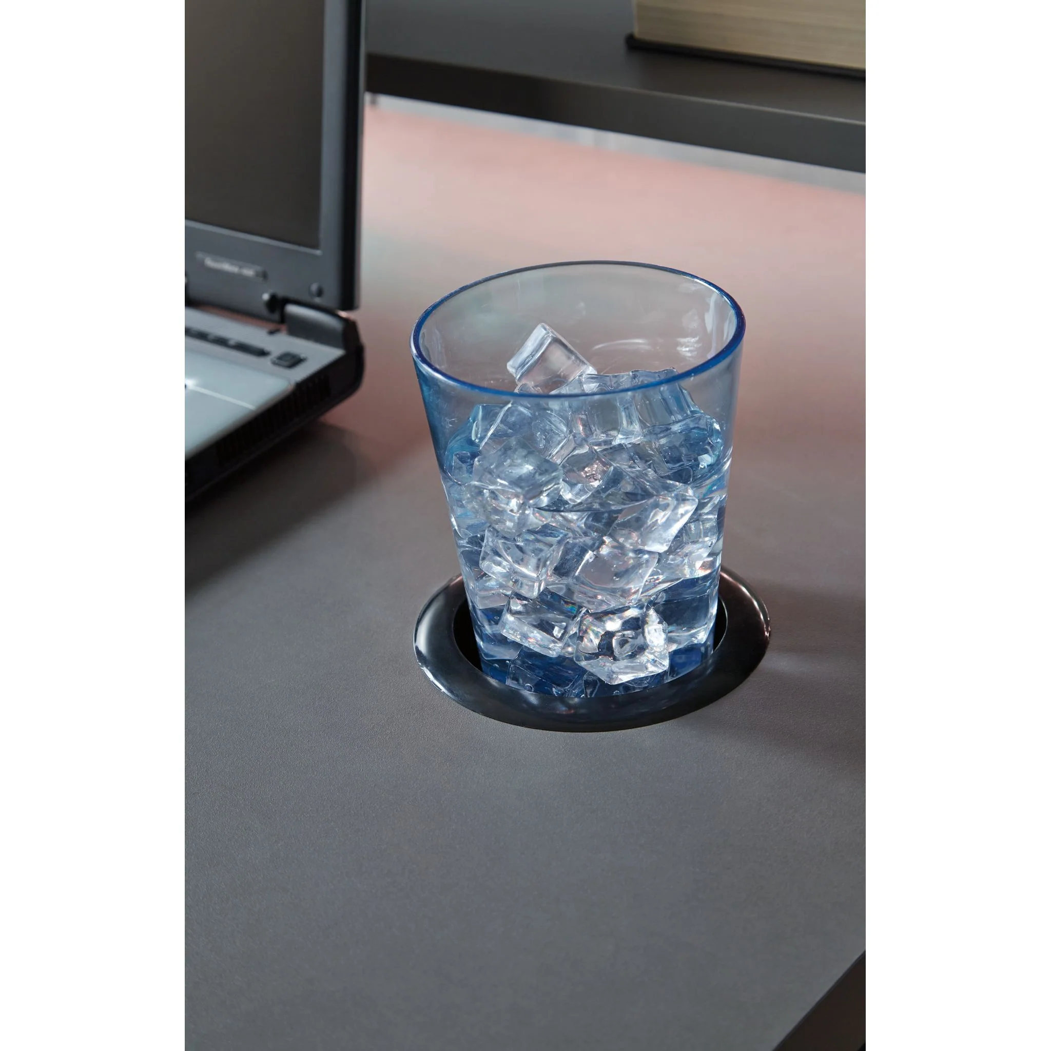 Lynxtyn Desk - Image 4