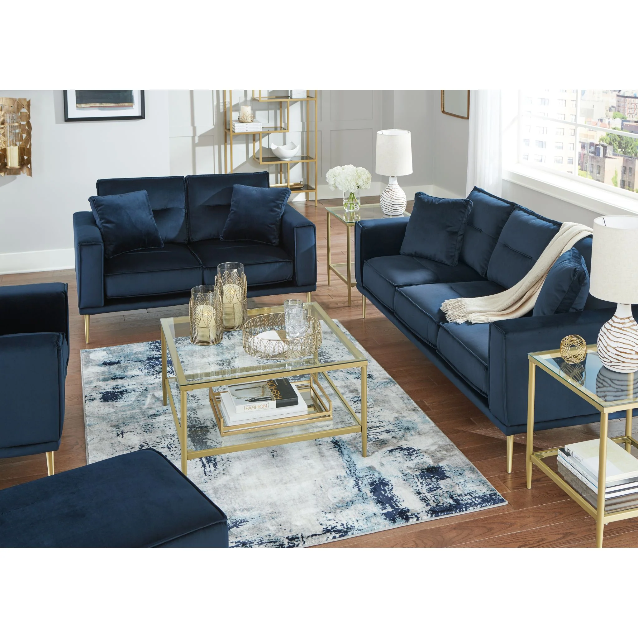Macleary Sofa - Image 6
