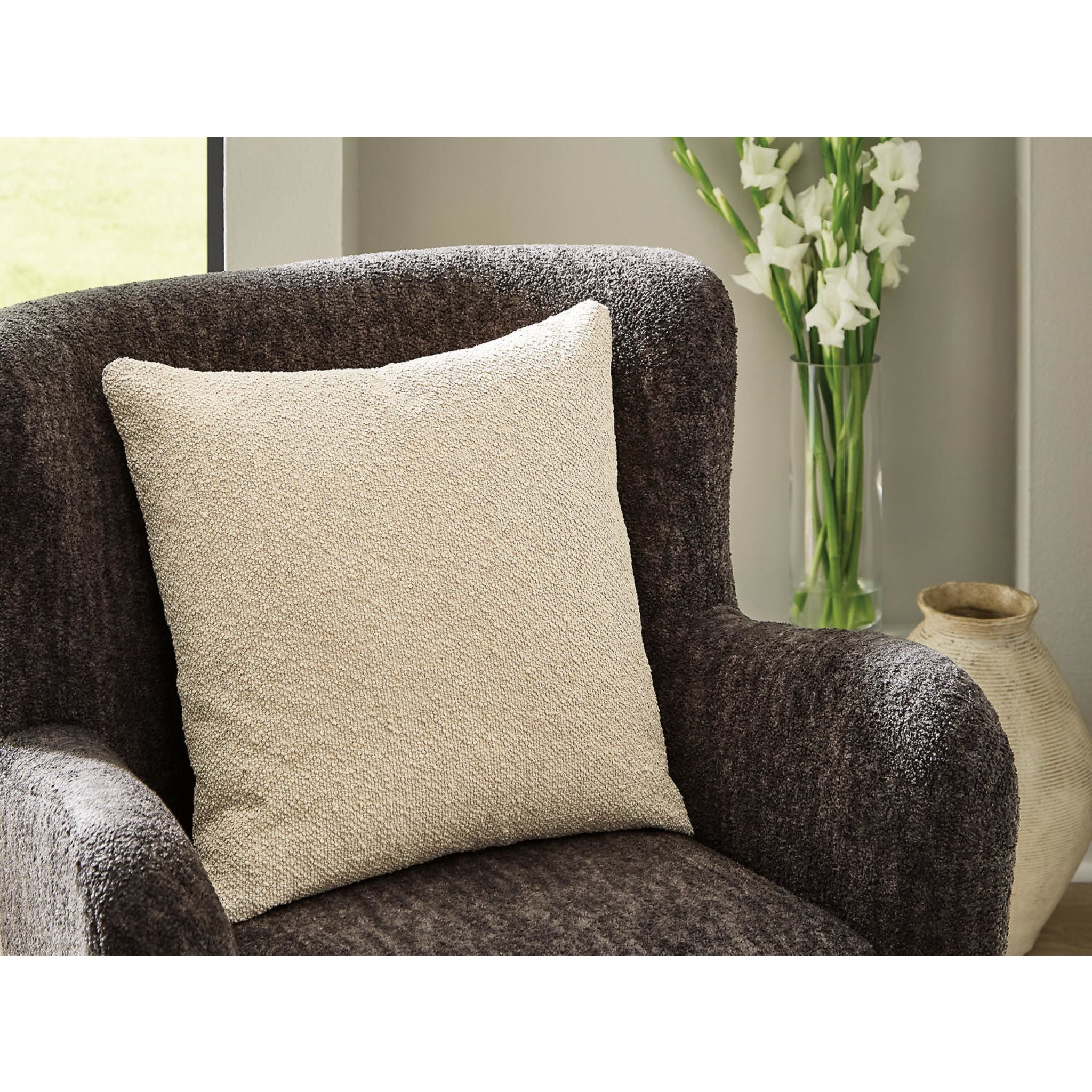 Macsen Accent Pillow - Image 3
