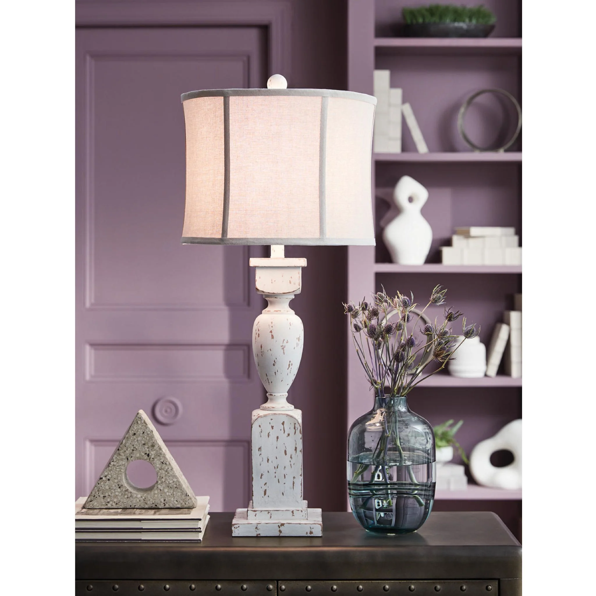Madsbrook Table Lamp - Image 2