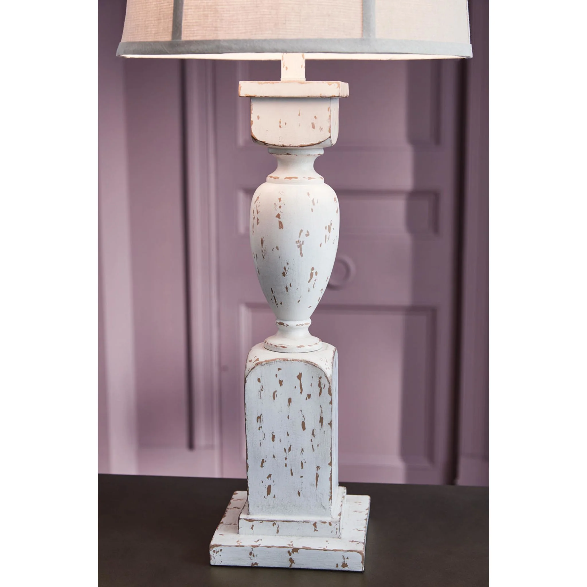Madsbrook Table Lamp - Image 4