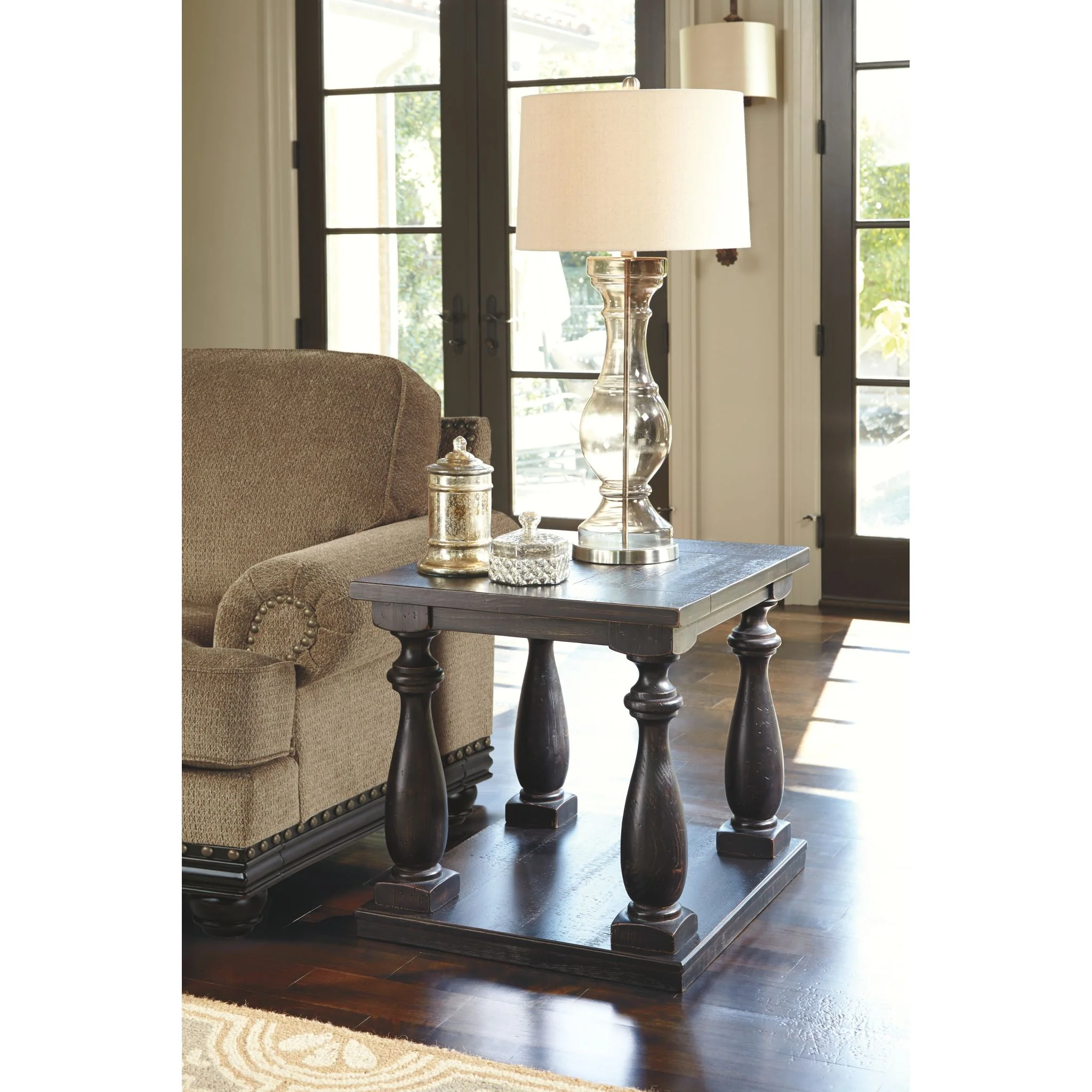 Mallacar Rectangle End Table - Image 3