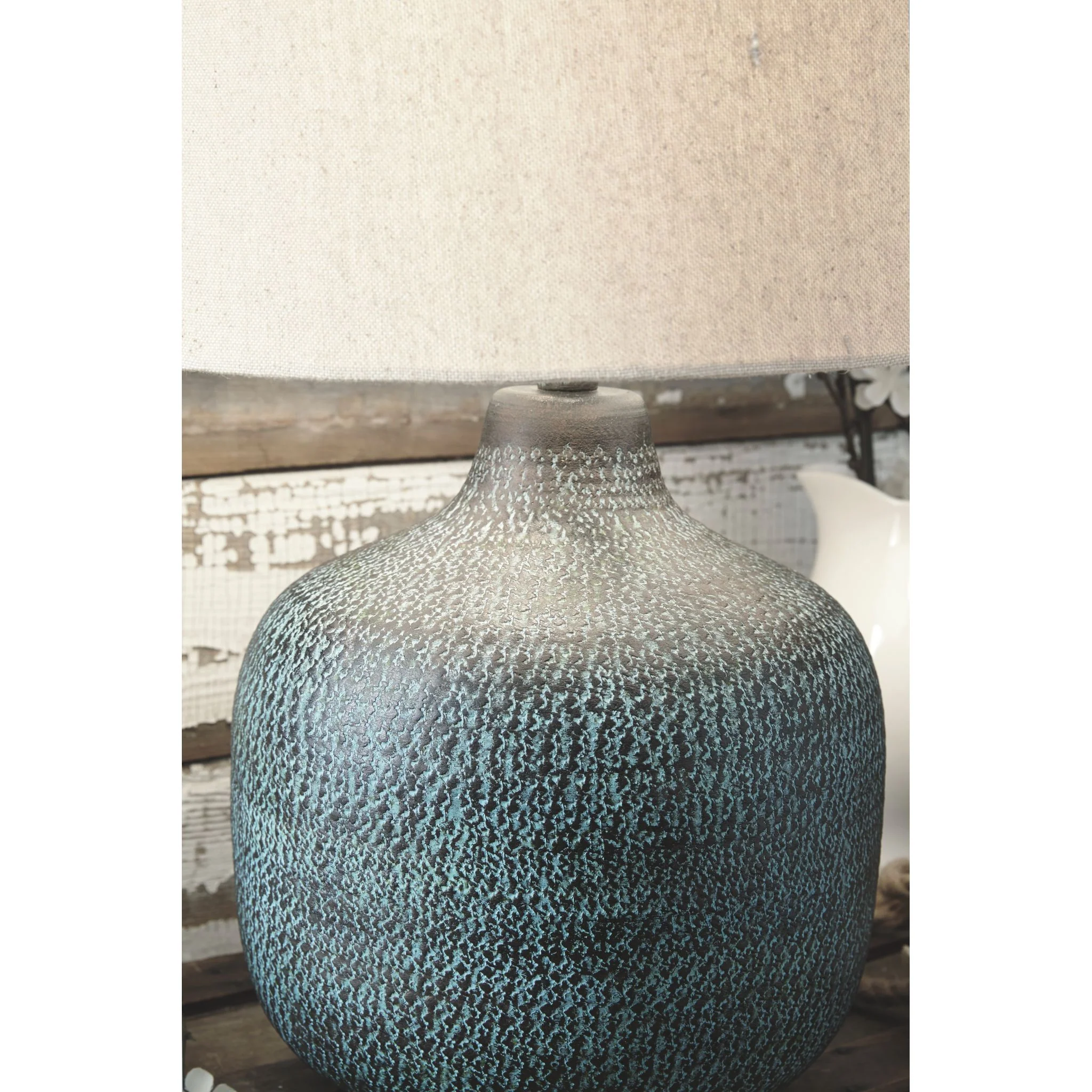 Malthace Table Lamp (Single) - Image 3