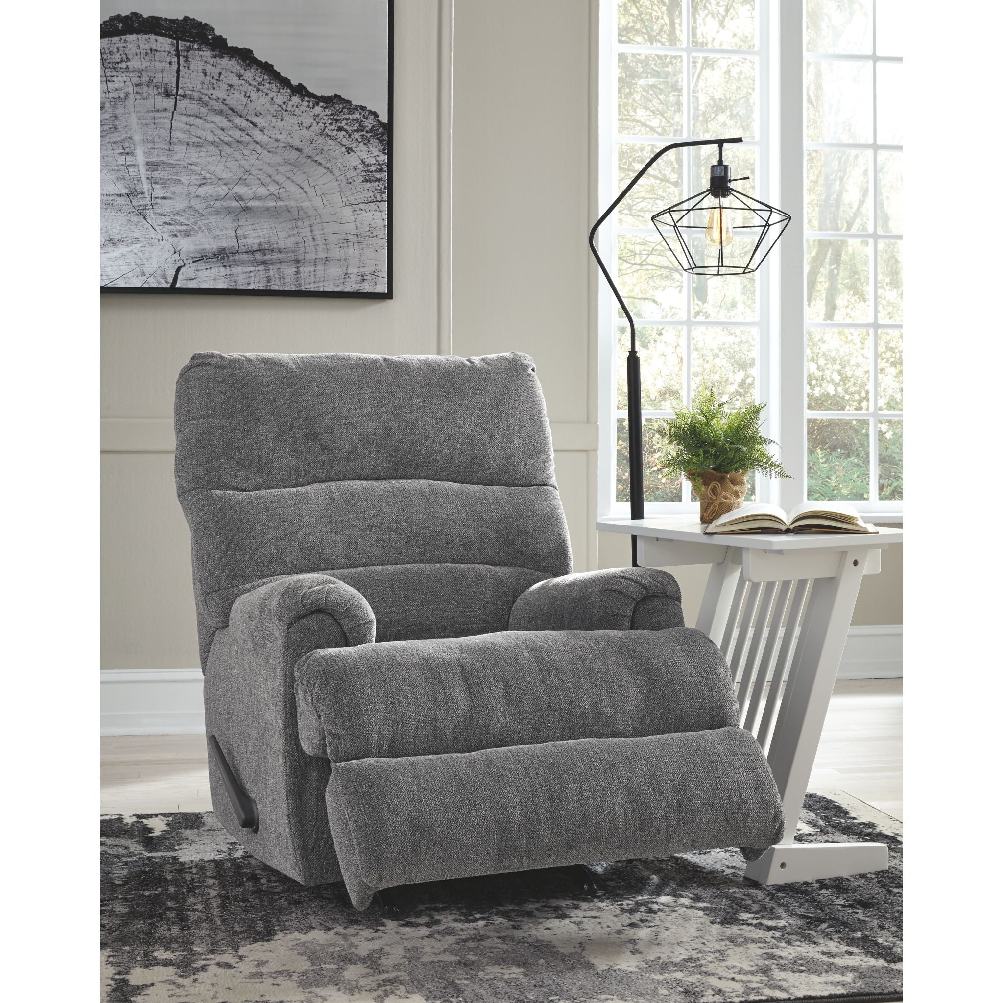 Man Fort Rocker Recliner - Image 4
