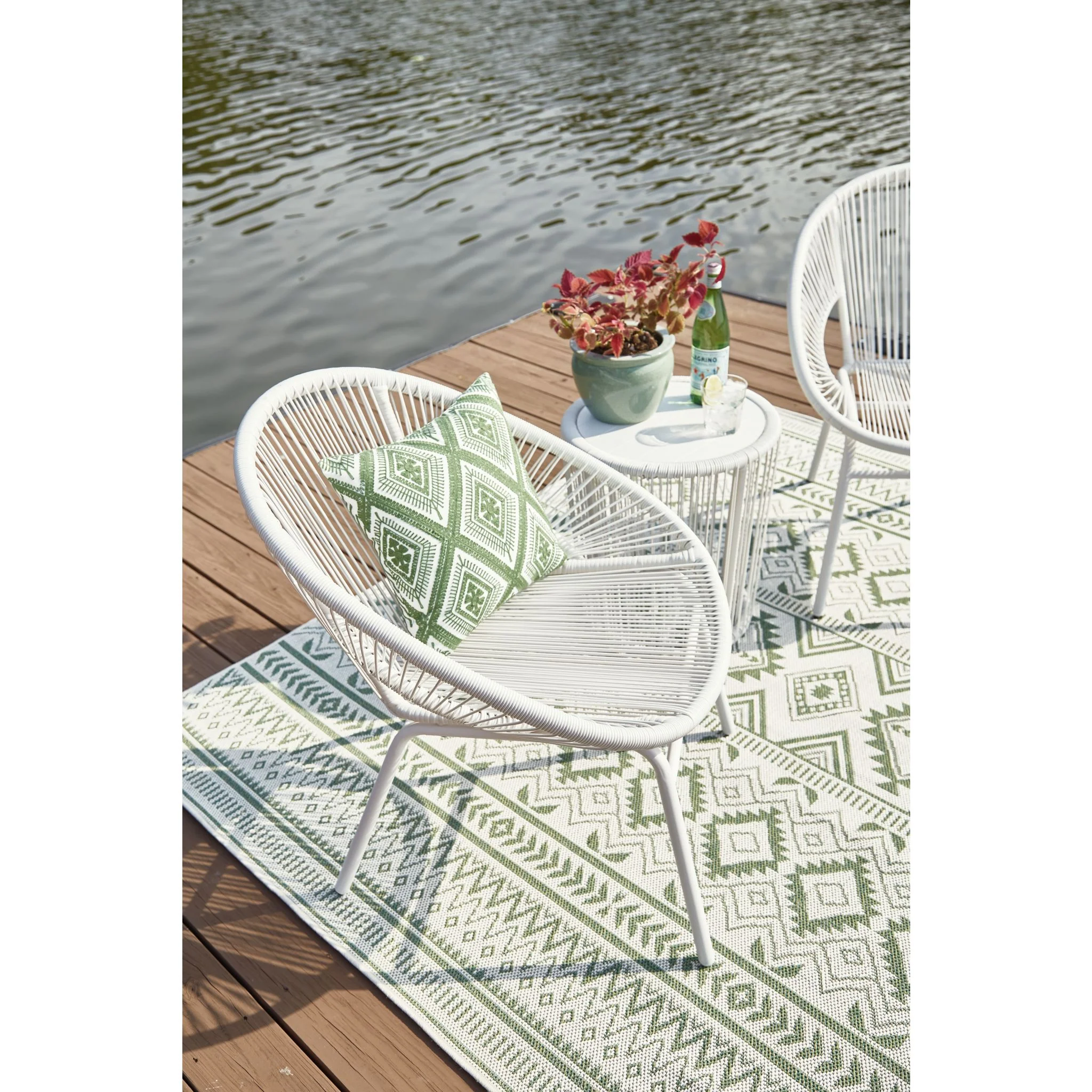 Mandarin Cape 3 Piece Outdoor Seating - Image 15