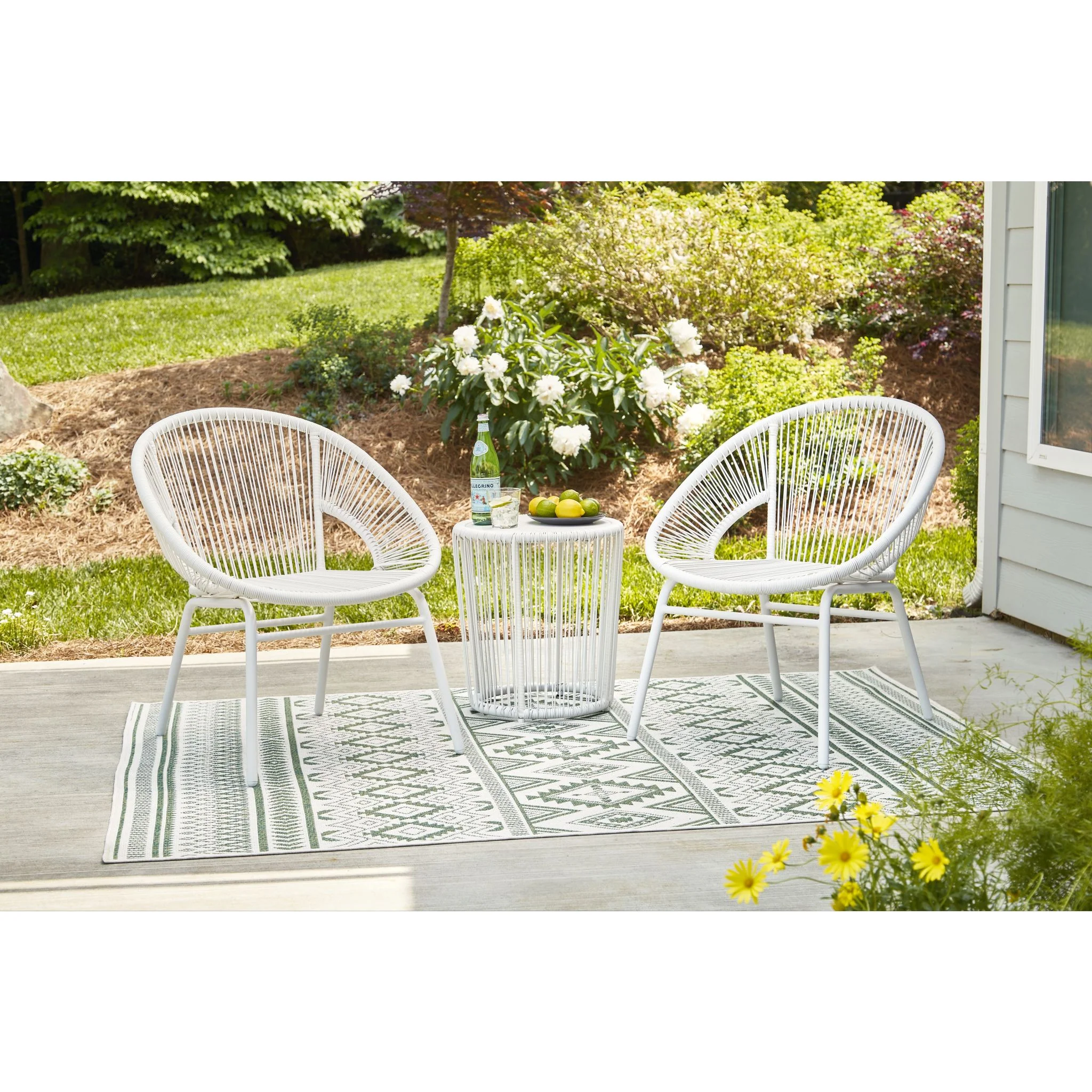 Mandarin Cape 3 Piece Outdoor Seating - Image 2