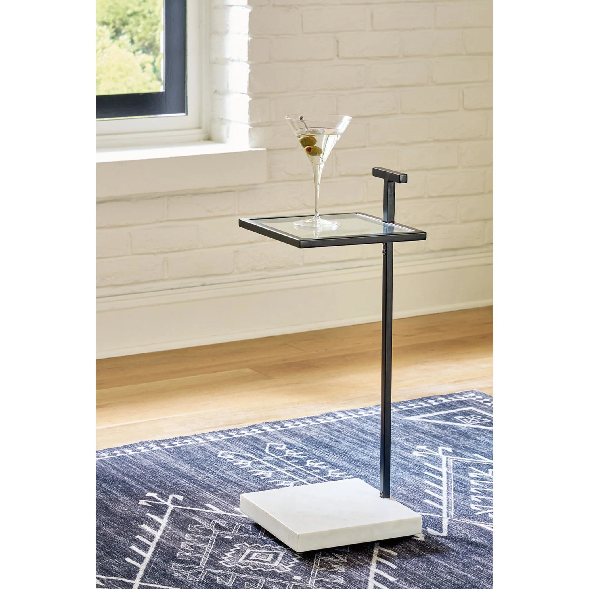 Mannill Accent Table - Image 5