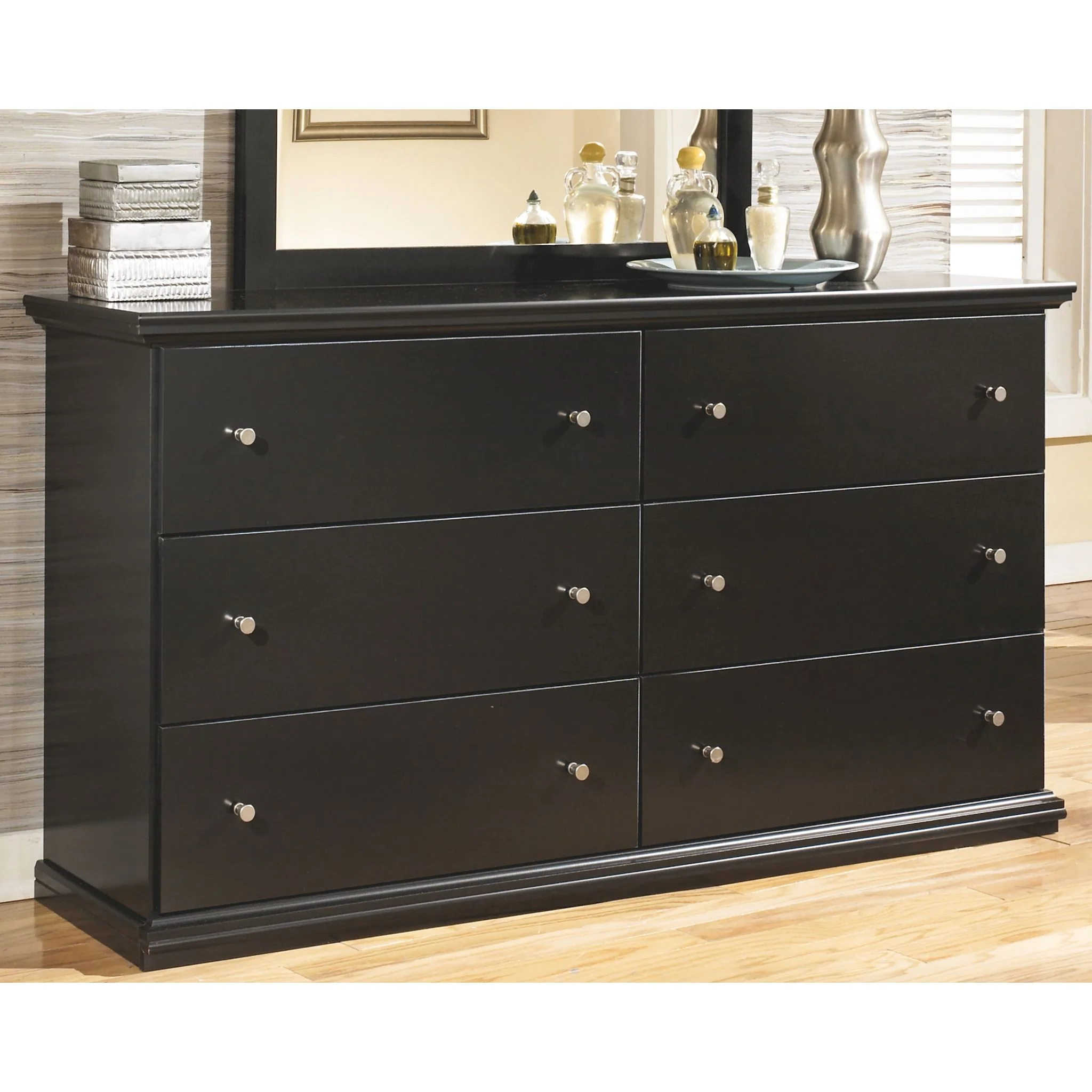 Maribel Dresser - Image 2