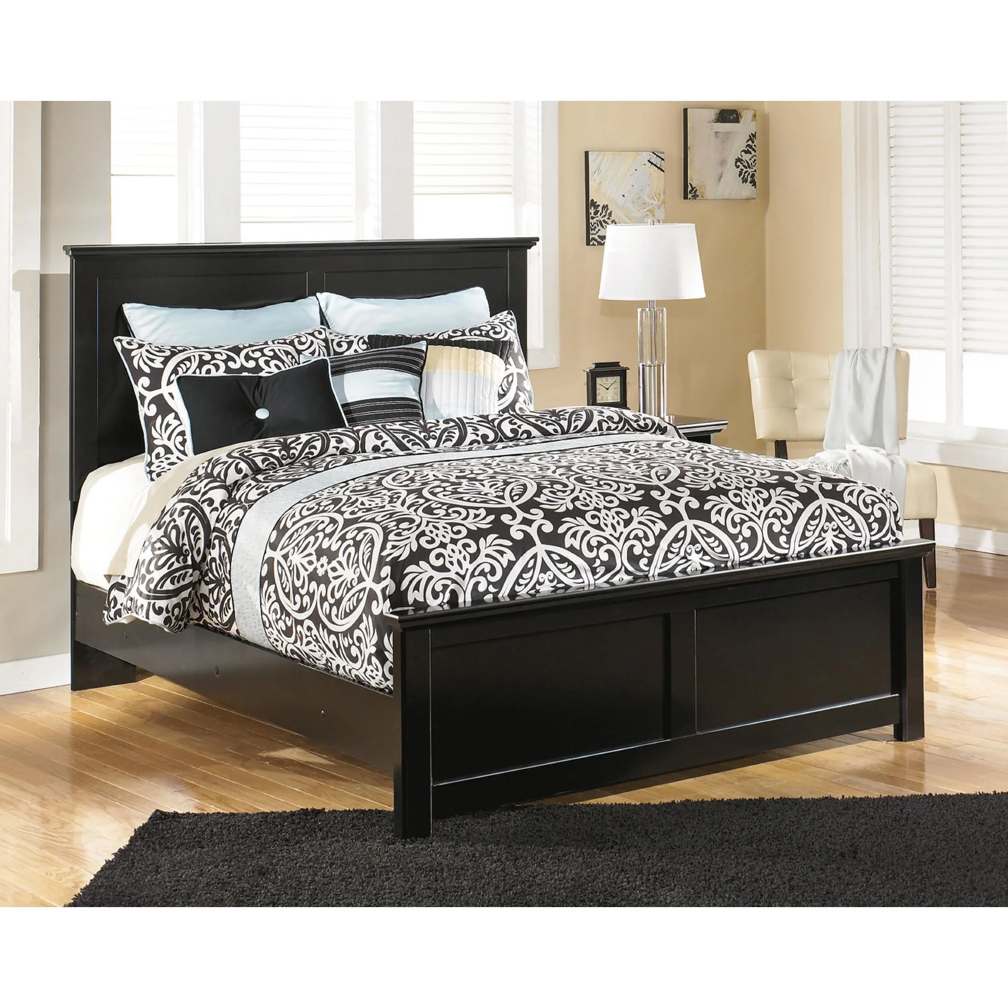Maribel King Panel Bed - Image 10