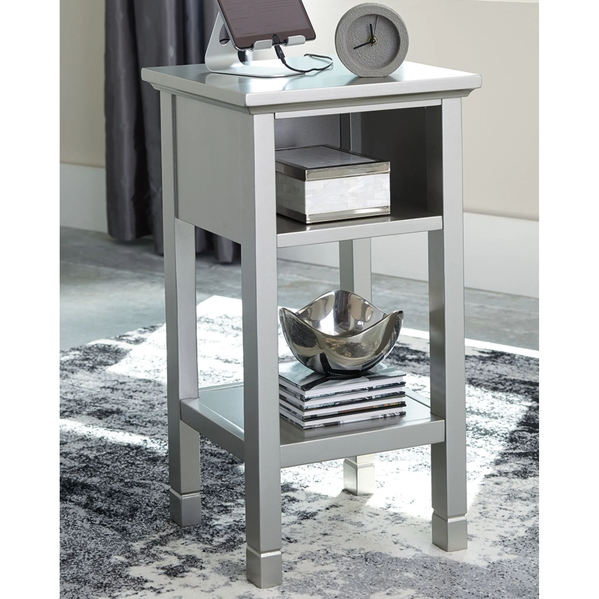 Marinville Accent Table - Image 2
