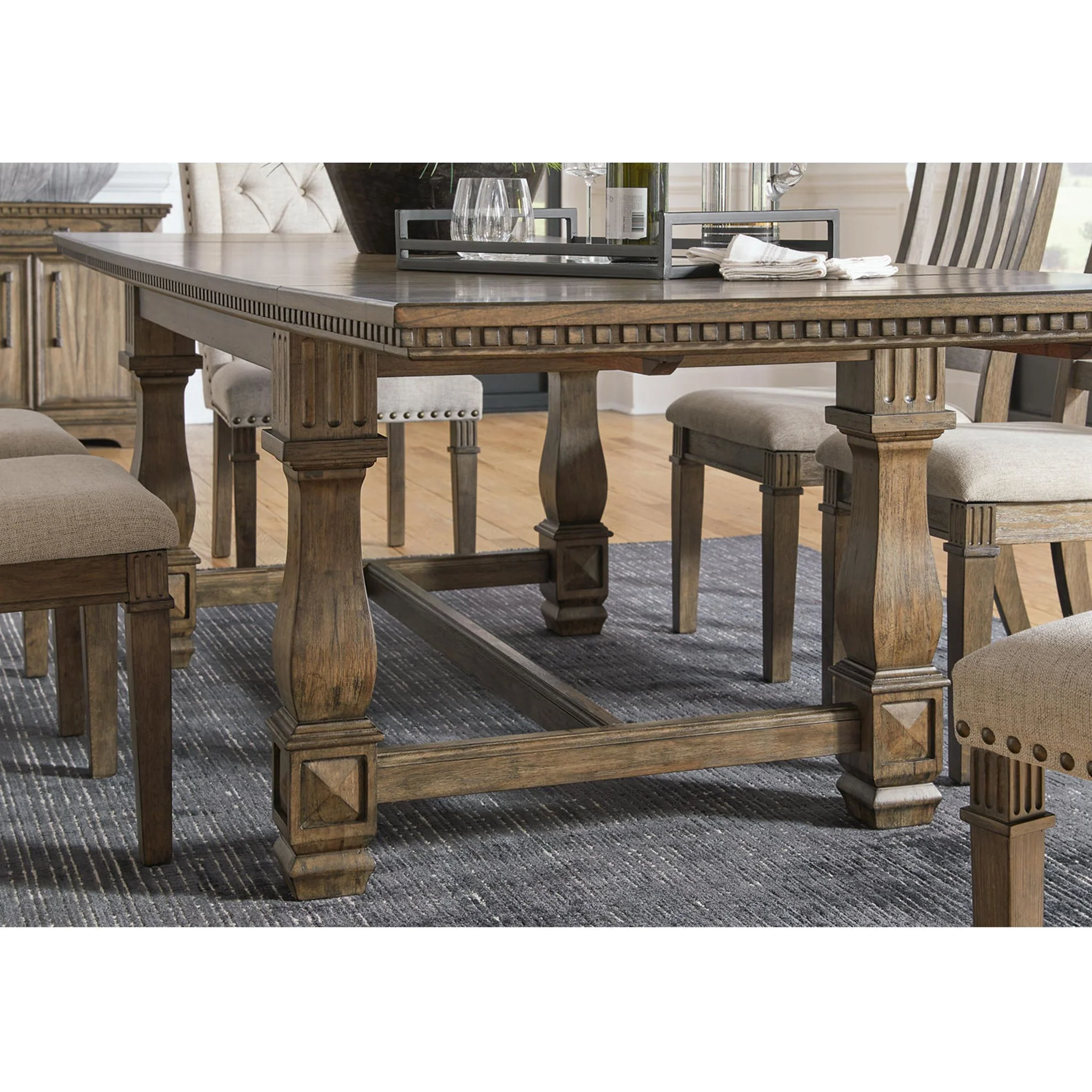 Markenburg Dining Set - Image 8