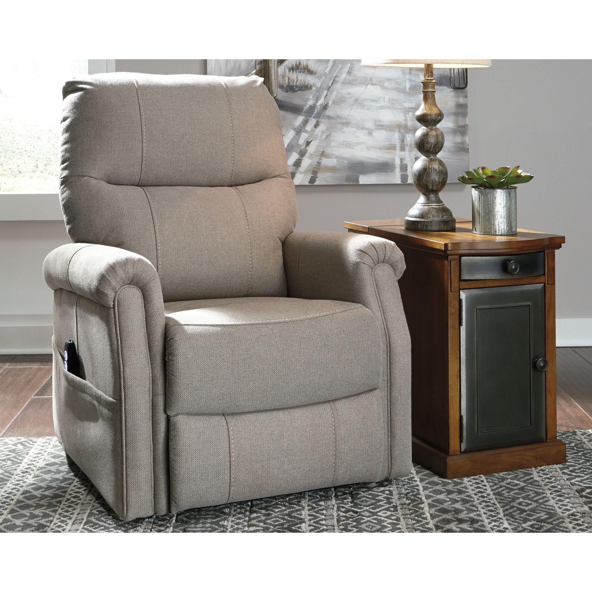 Markridge Power Lift Recliner - Image 2