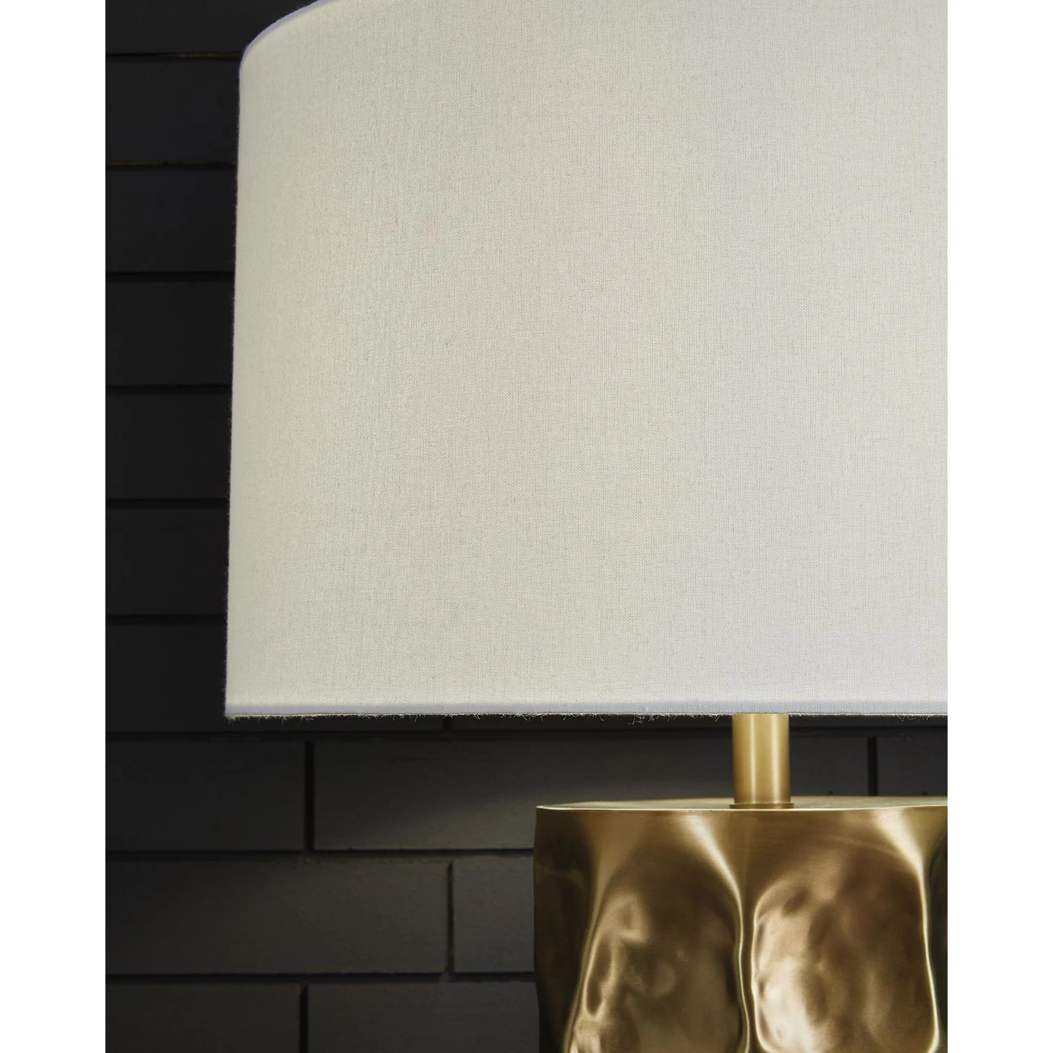 Marshawn Table Lamp - Image 6