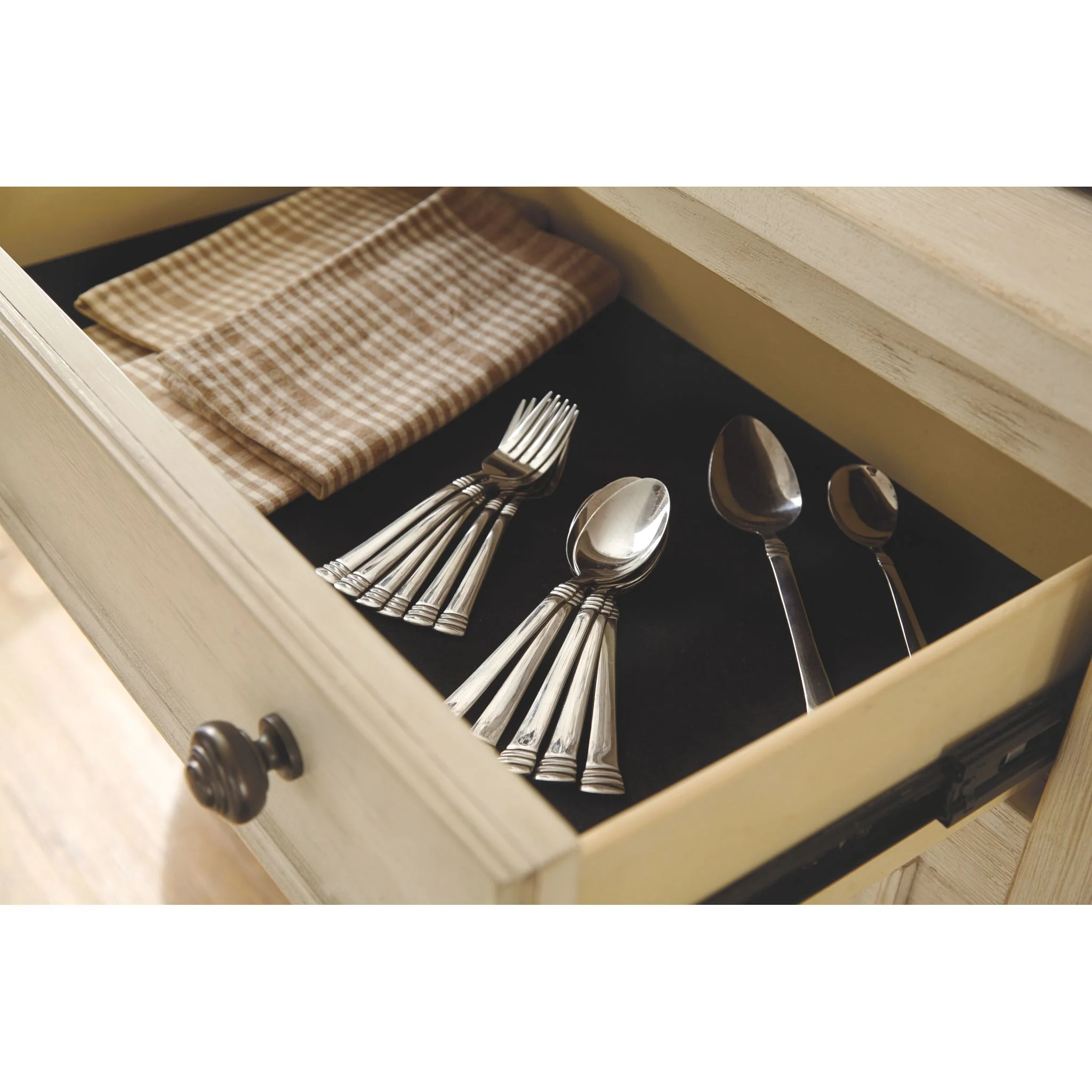 Marsilona-Exclusive Dining Server - Image 5