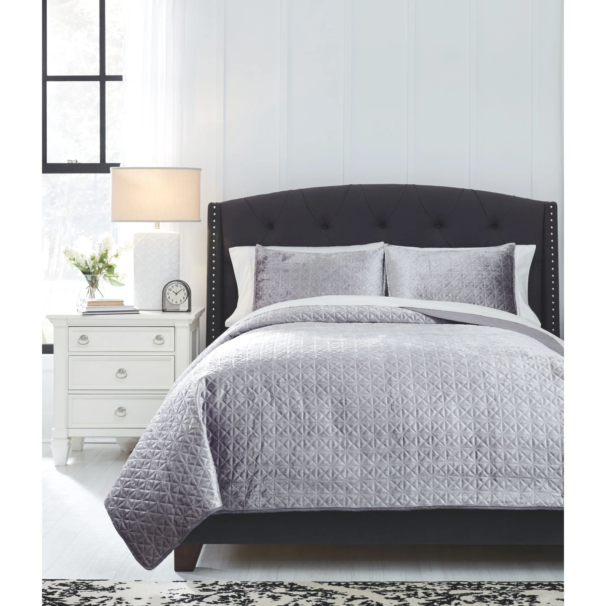 Maryam Queen Coverlet Set - Image 2