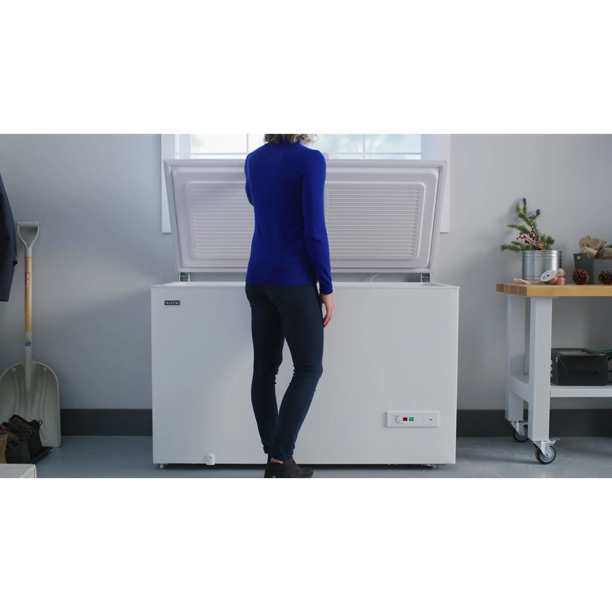 Maytag Garage Ready in Freezer Mode Chest Freezer - 16 cu. ft. -White (MZC5216LW) - Image 15