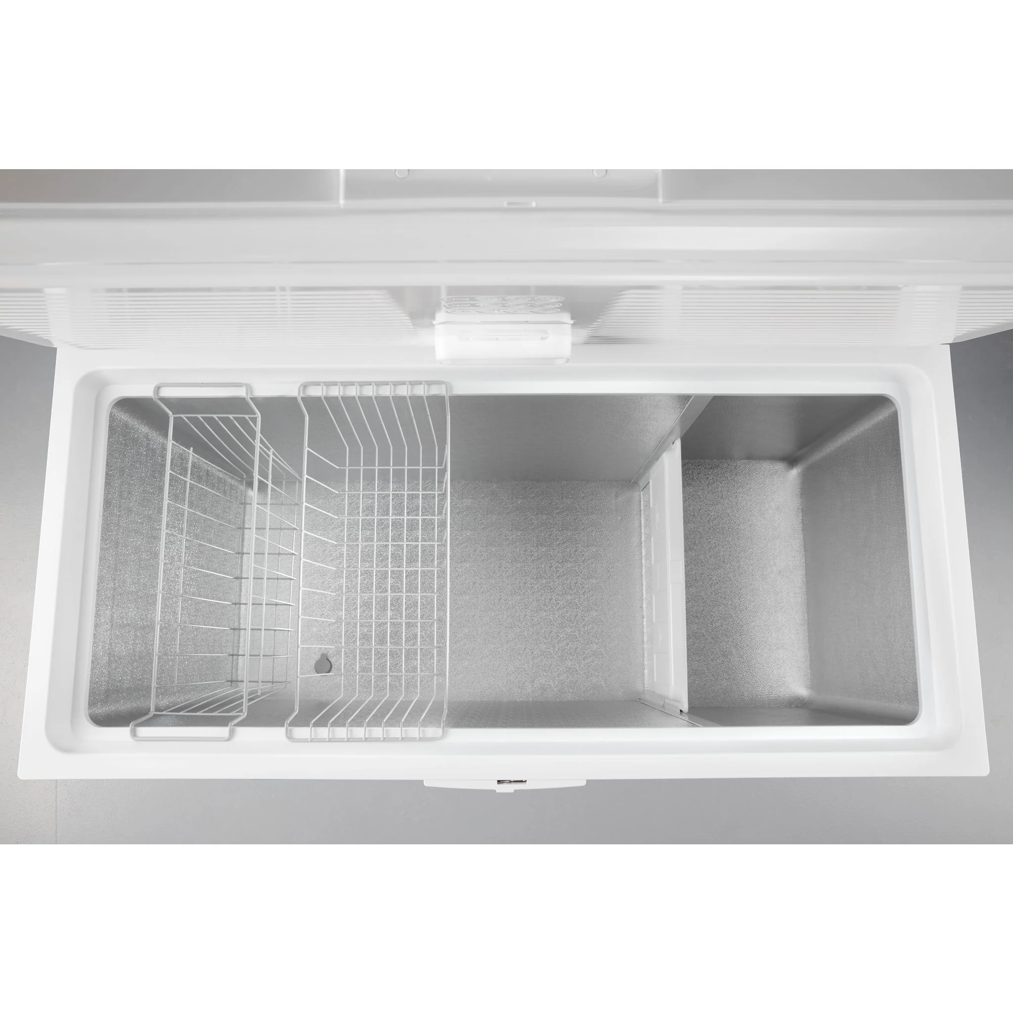 Maytag Garage Ready in Freezer Mode Chest Freezer - 16 cu. ft. -White (MZC5216LW) - Image 2