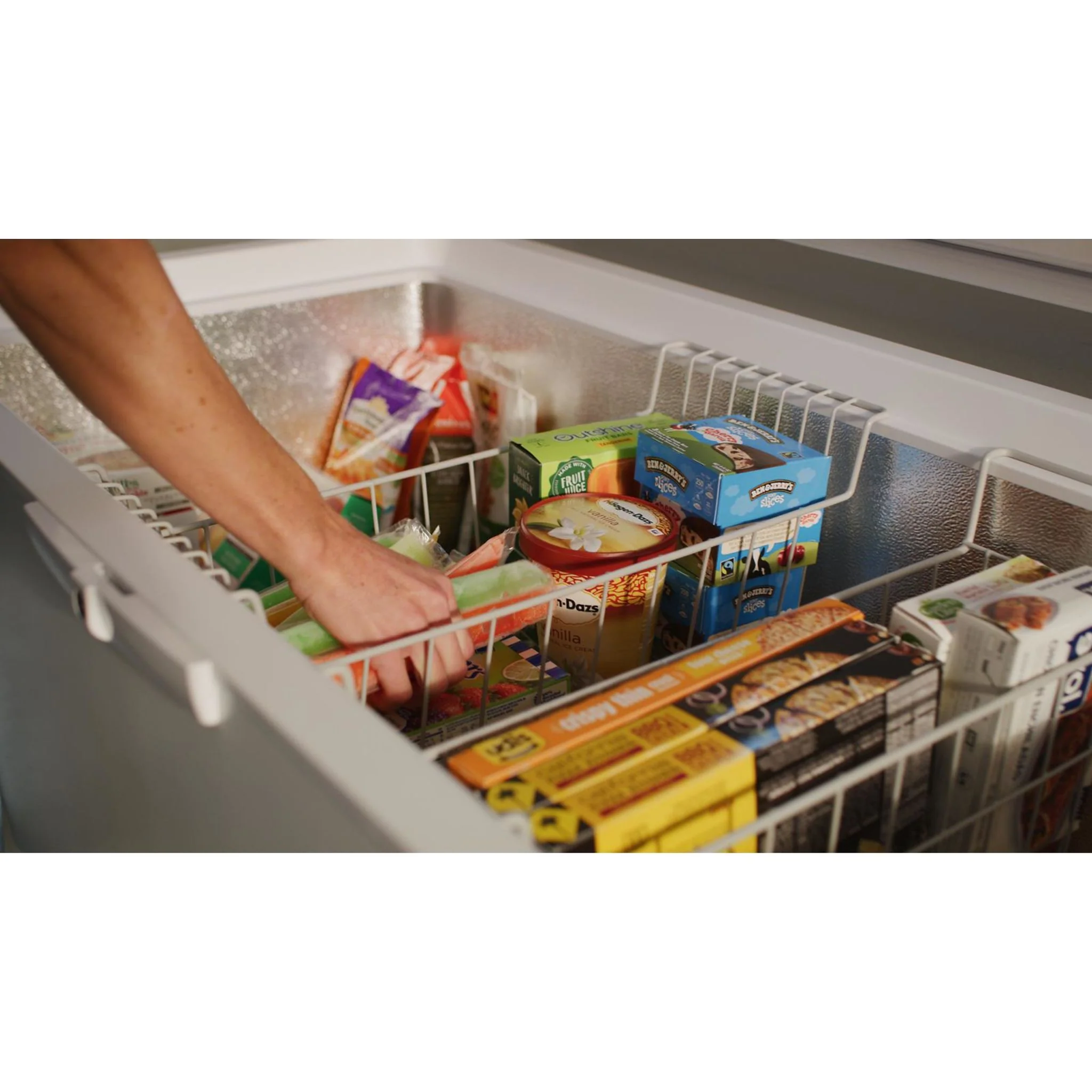 Maytag Garage Ready in Freezer Mode Chest Freezer - 16 cu. ft. -White (MZC5216LW) - Image 20